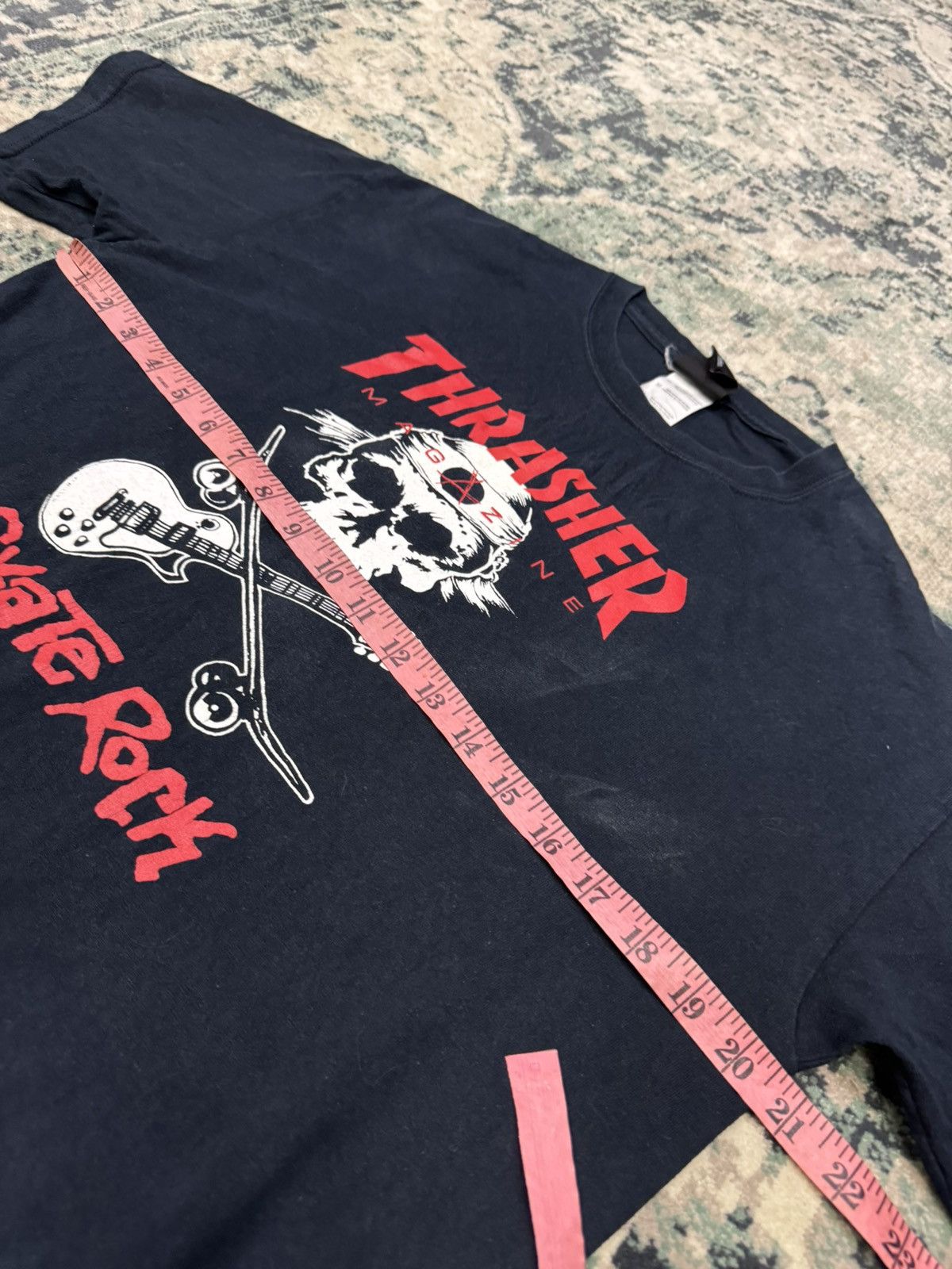 VINTAGE TRASHER MAGAZINE SKATE GANG SHIRT