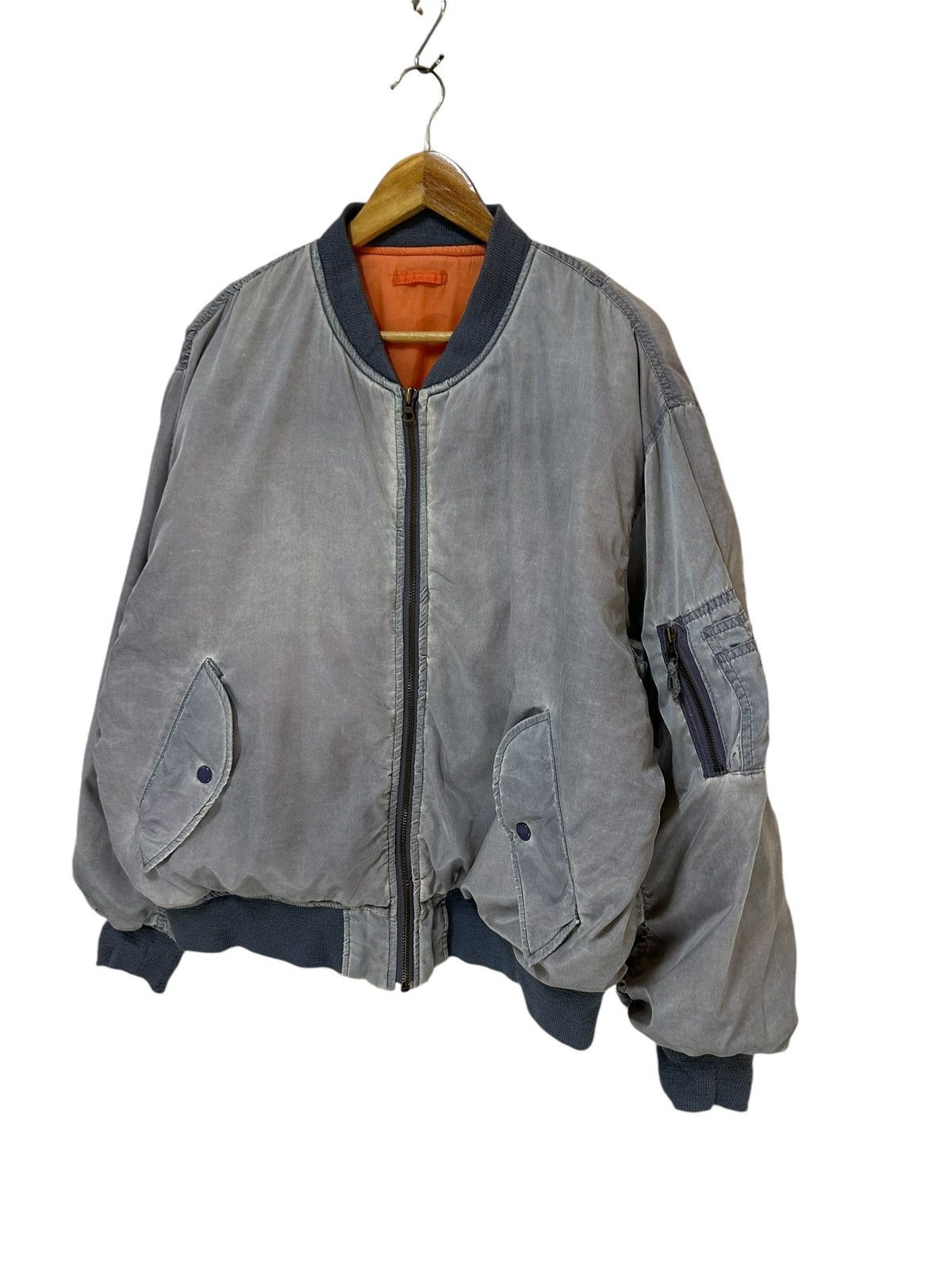 Uniqlo × Vintage Vintage Uniqlo MA-1 Bomber Jacket Size US XL / EU 56 / 4 - 2 Thumbnail