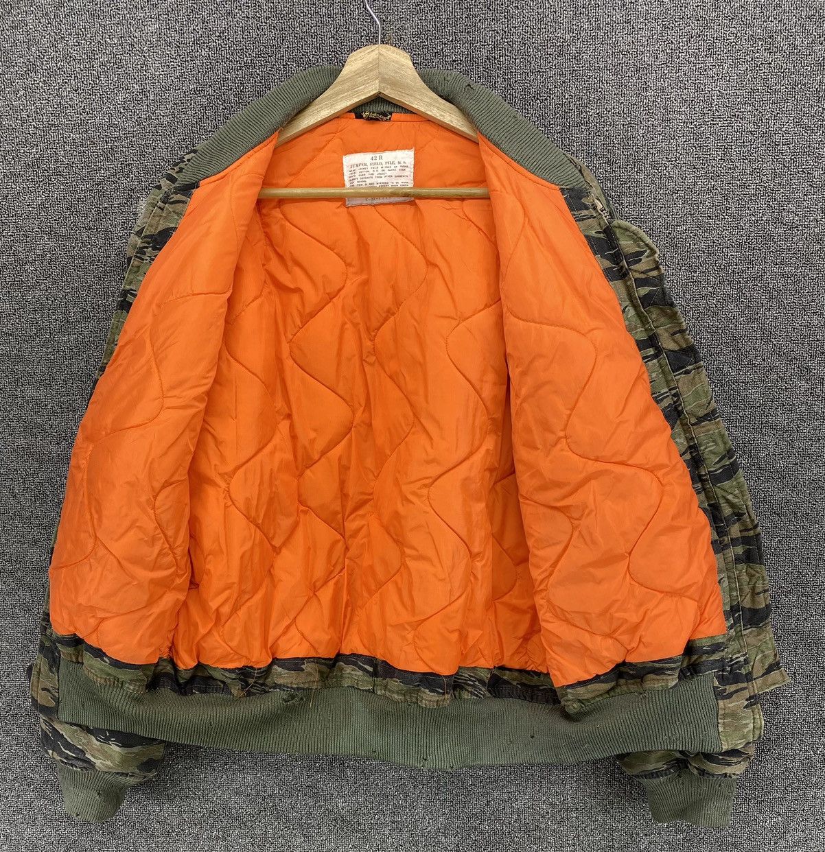 Vintage Vintage Made By Houston Jumper Field Camo Bomber Jacket Size US M / EU 48-50 / 2 - 6 Thumbnail