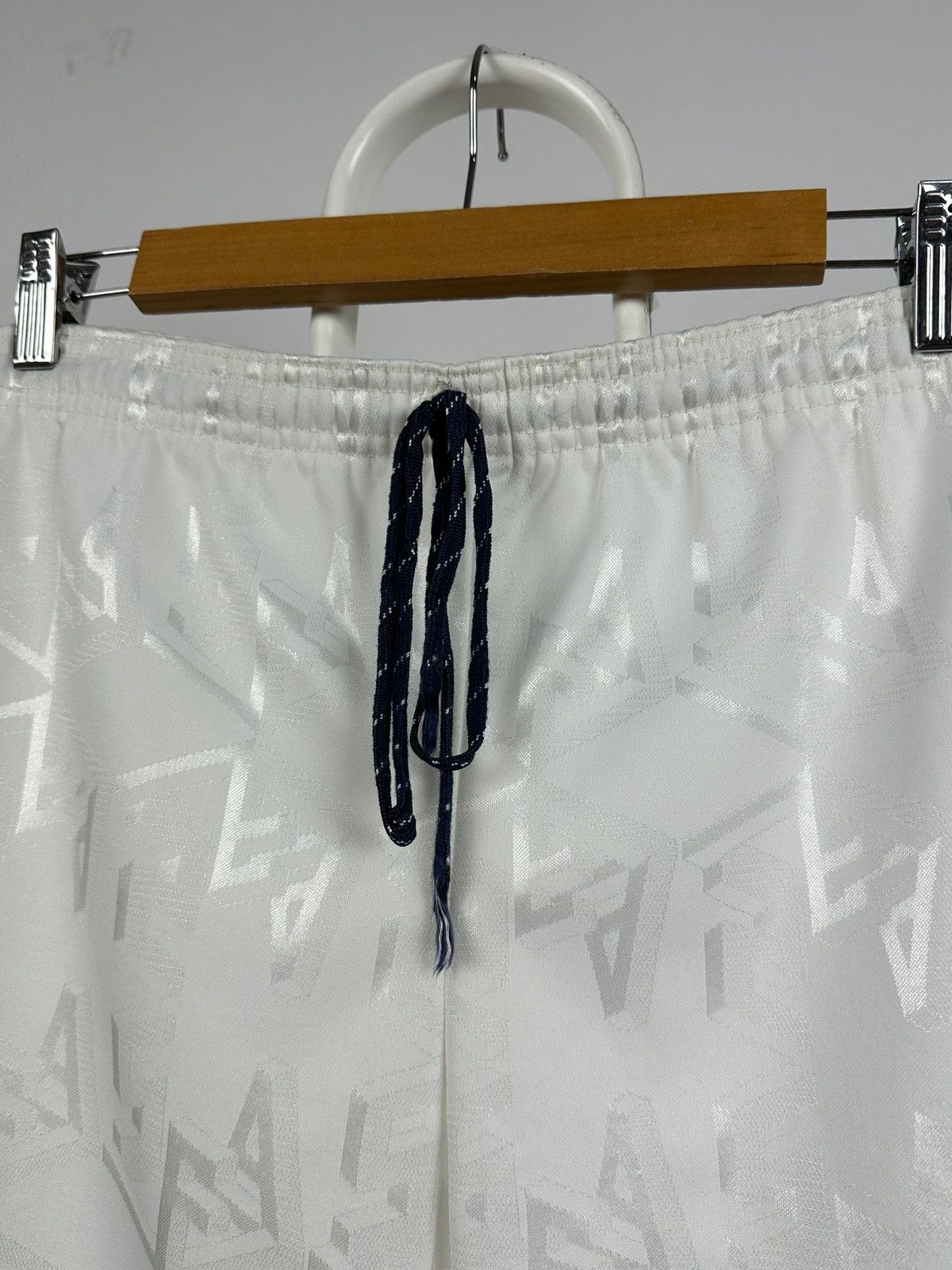 Umbro × Vintage 1991-1994 Umbro Scotland Home Soccer Shorts Size US 36 / EU 52 - 6 Thumbnail