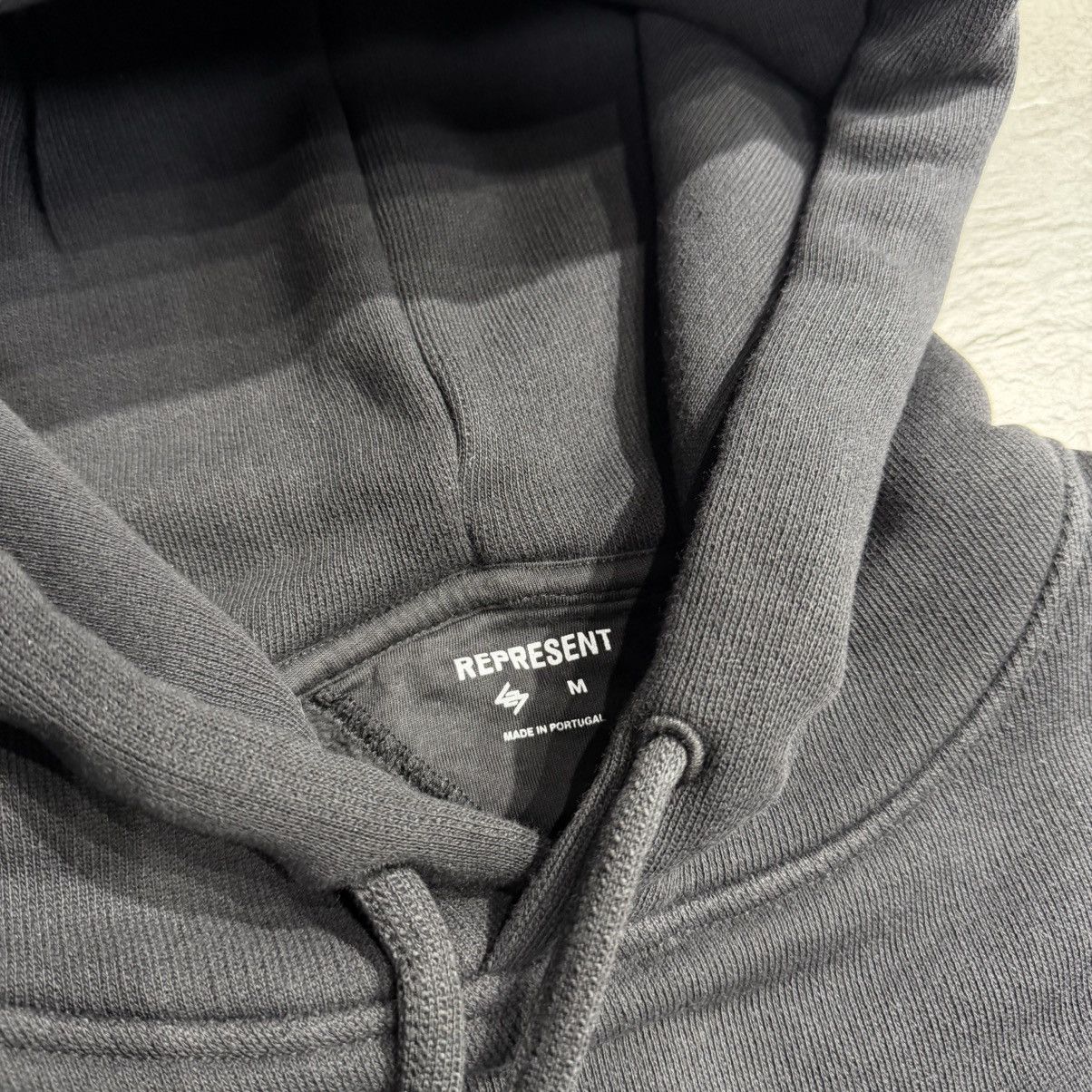 Represent Clo. Represent 247 On His Shoulders Boxy Hoodie Size US M / EU 48-50 / 2 - 4 Thumbnail