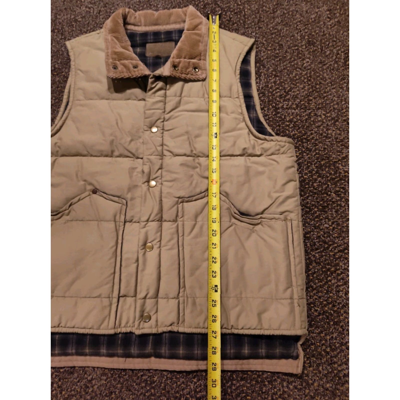 Old Navy Vintage Old Navy Quilted Puffer Snap Vest Lined Corduroy Collar Men’s Sz L Beige Size US L / EU 52-54 / 3 - 6 Thumbnail