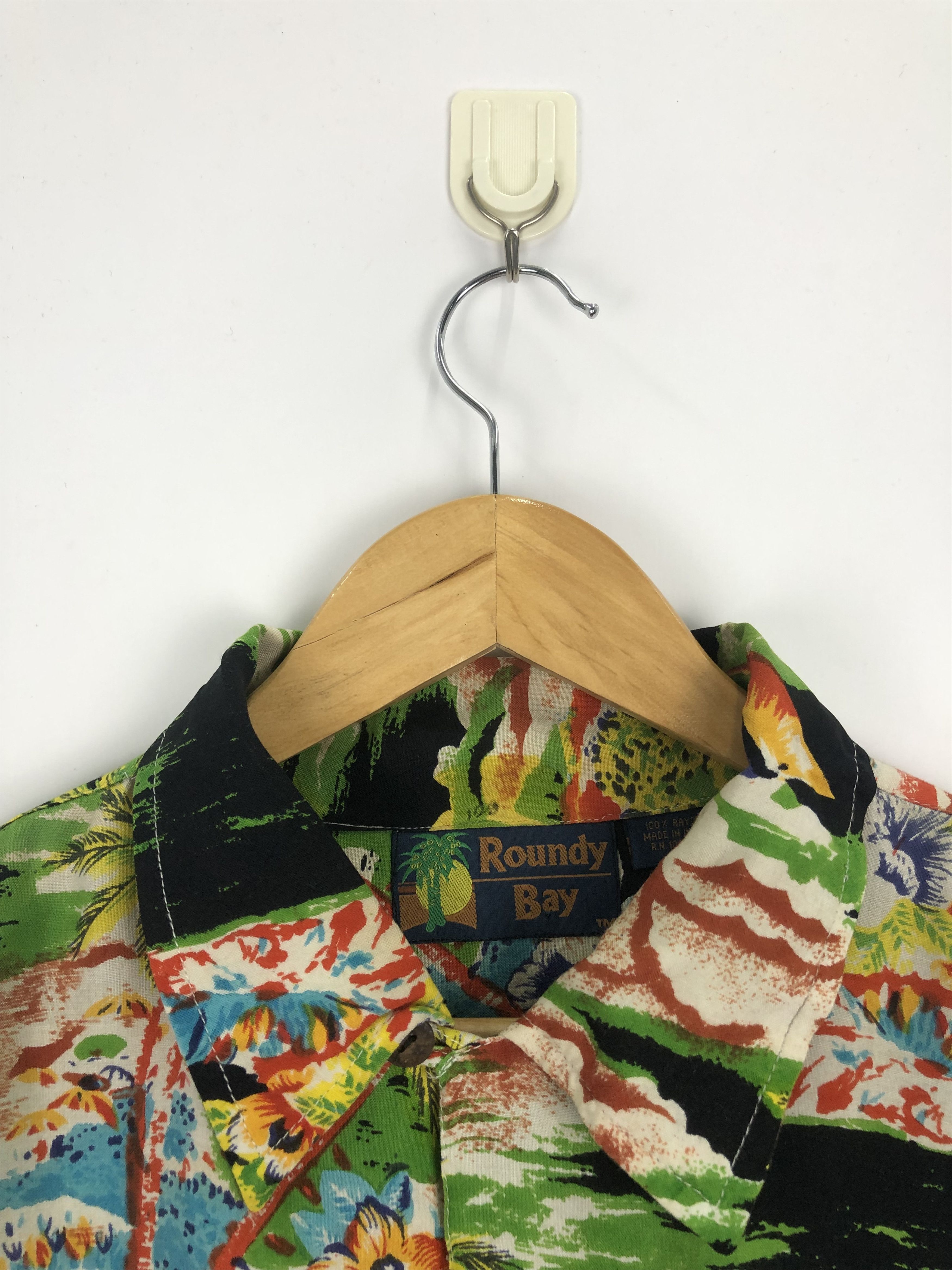 Vintage Vintage Hawaiian Sun Surf Rayon Motive Design TA0012 Size US L / EU 52-54 / 3 - 11 Thumbnail