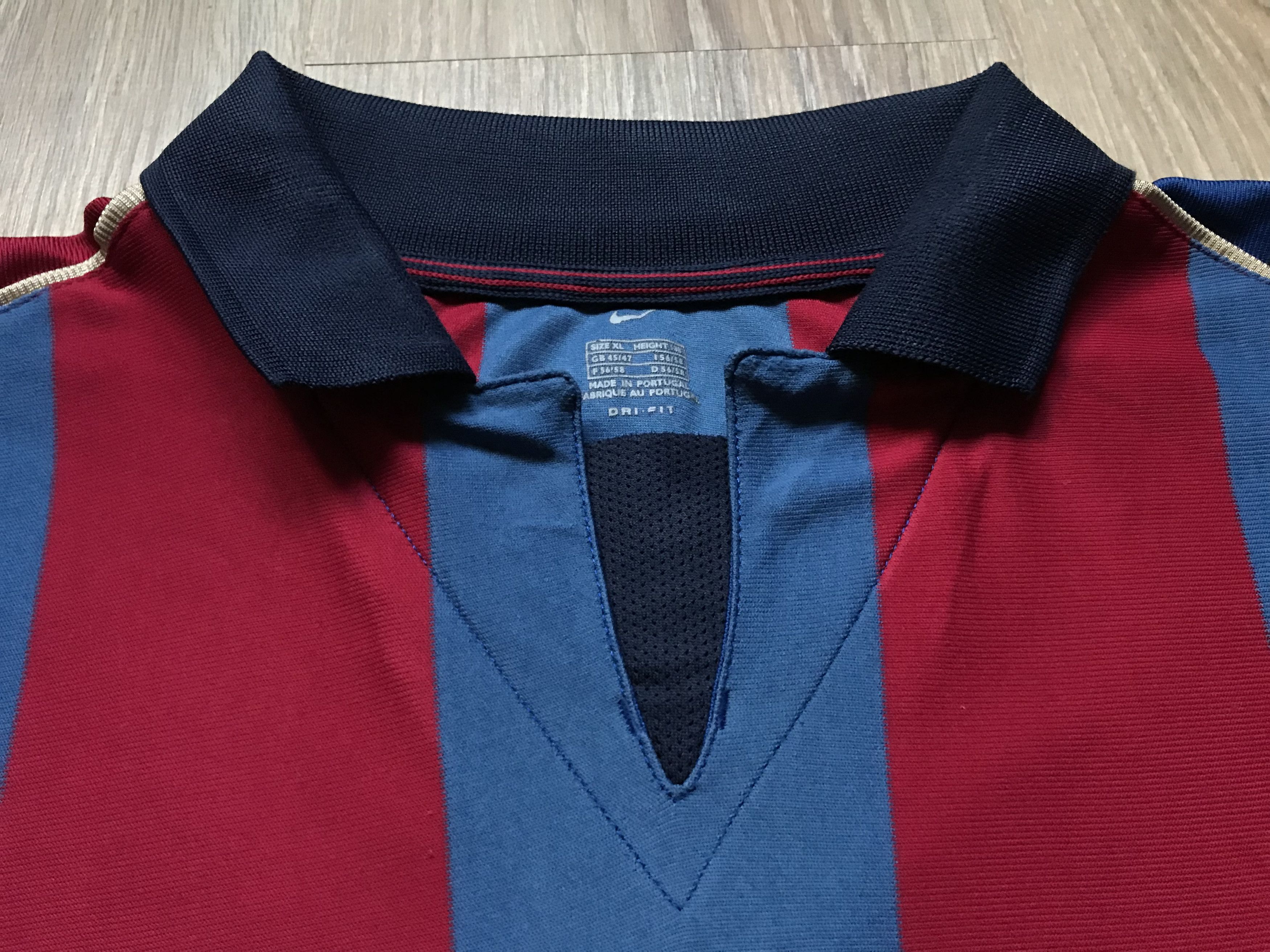 Nike Vintage Nike Barcelona Home Shirt 2001-2002 Size US XL / EU 56 / 4 - 6 Thumbnail