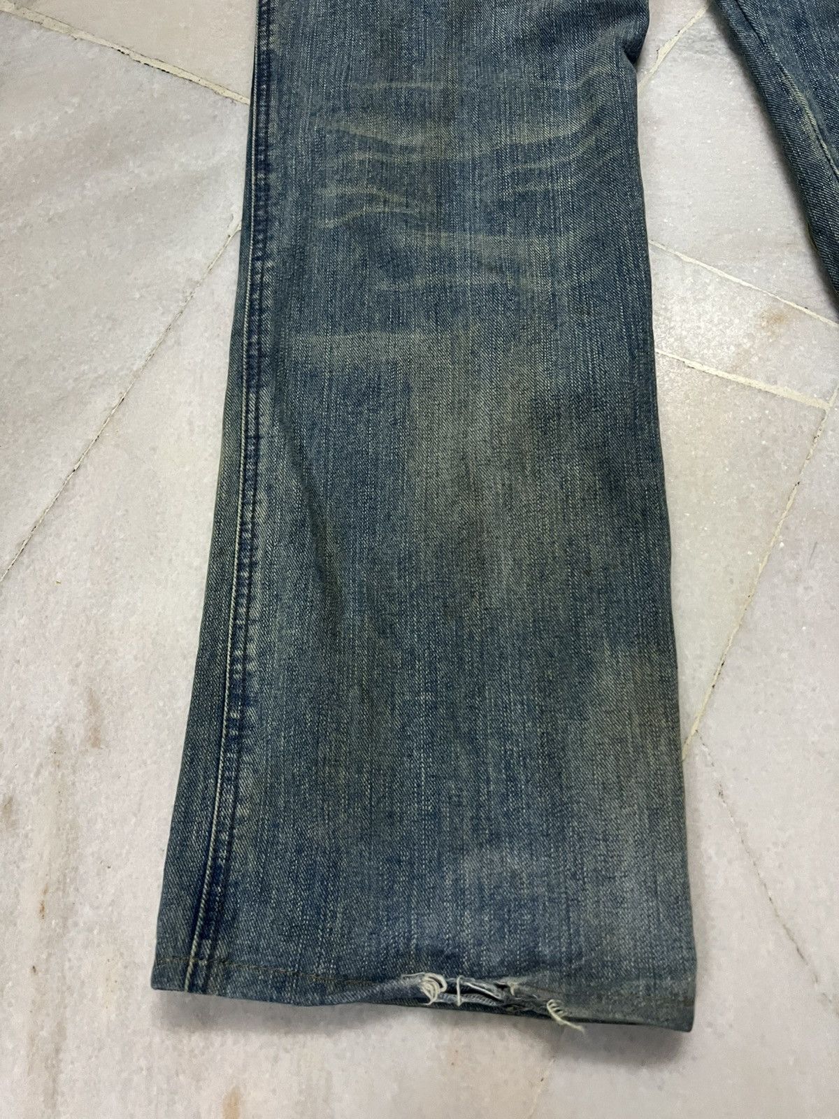 Japanese Brand × Jean × Vintage Japanese brand exhibitionist Distress Dirty Jean Size US 32 / EU 48 - 13 Thumbnail
