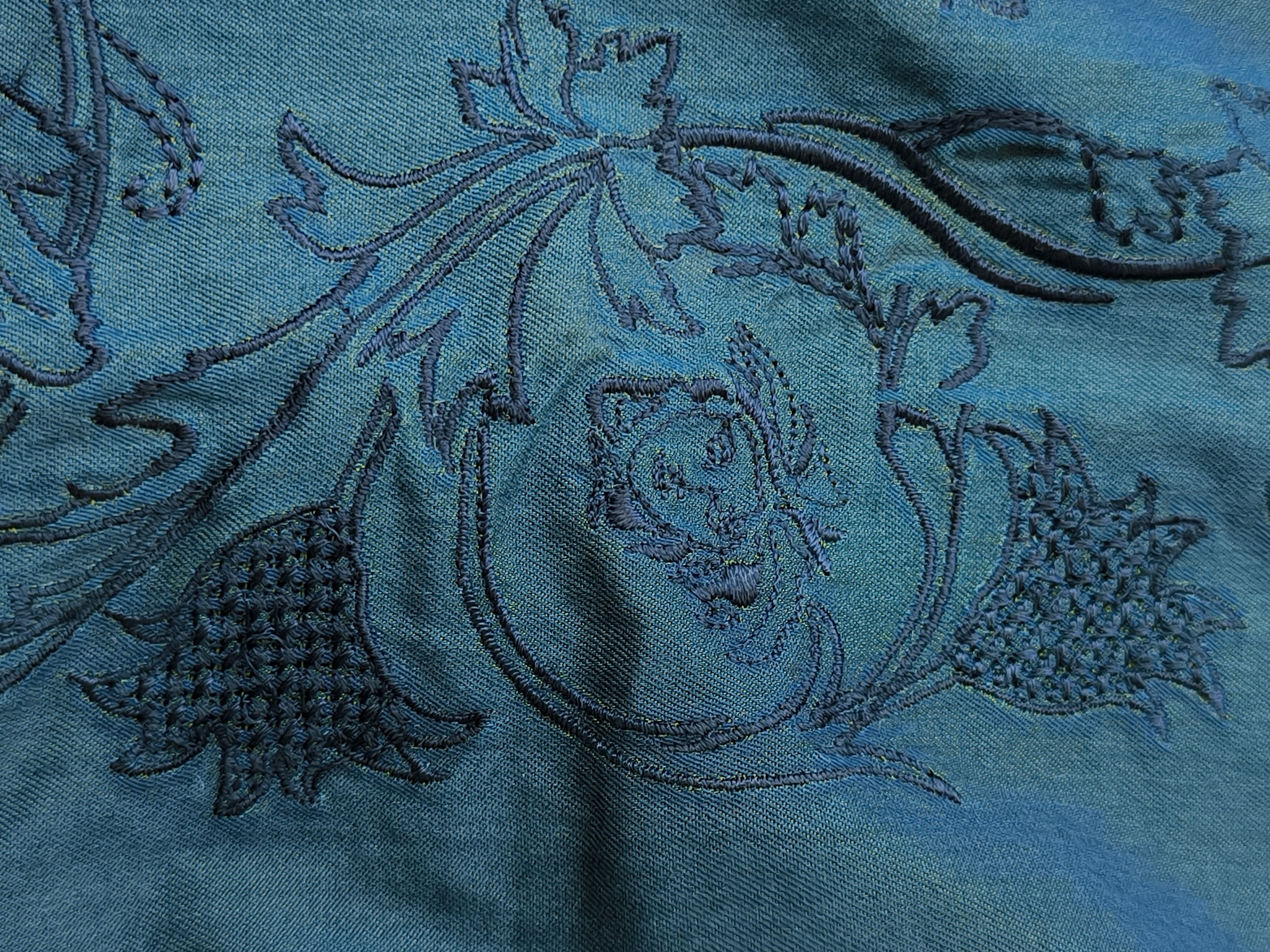 Versace Jeans Couture Vintage Versace Jeans Couture Embroidered Baroque Shirt NOS Size US S / EU 44-46 / 1 - 4 Thumbnail