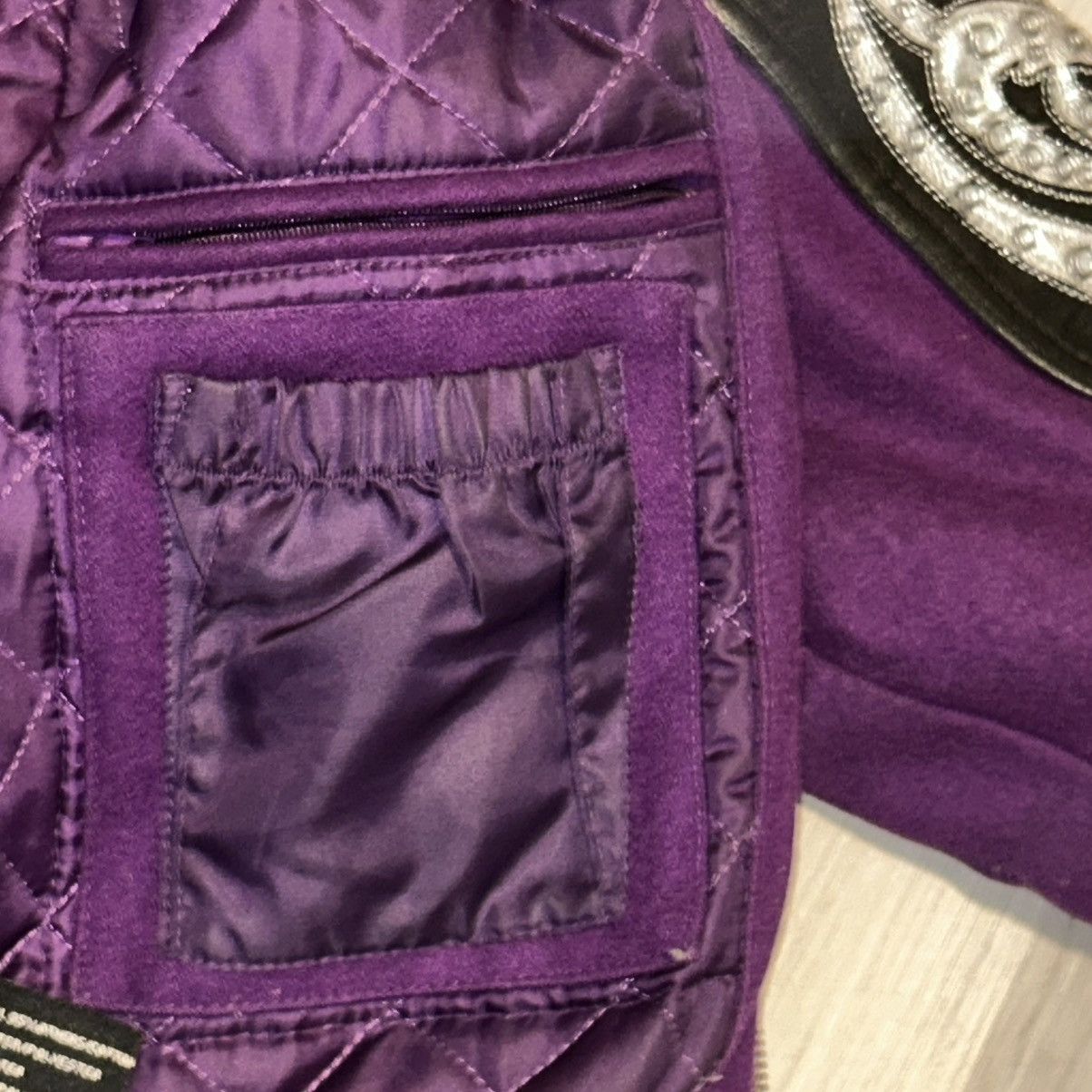 Pelle Pelle Pelle Pelle Y2K Purple bomber coat w/sequins sleeves Size S / US 4 / IT 40 - 10 Thumbnail