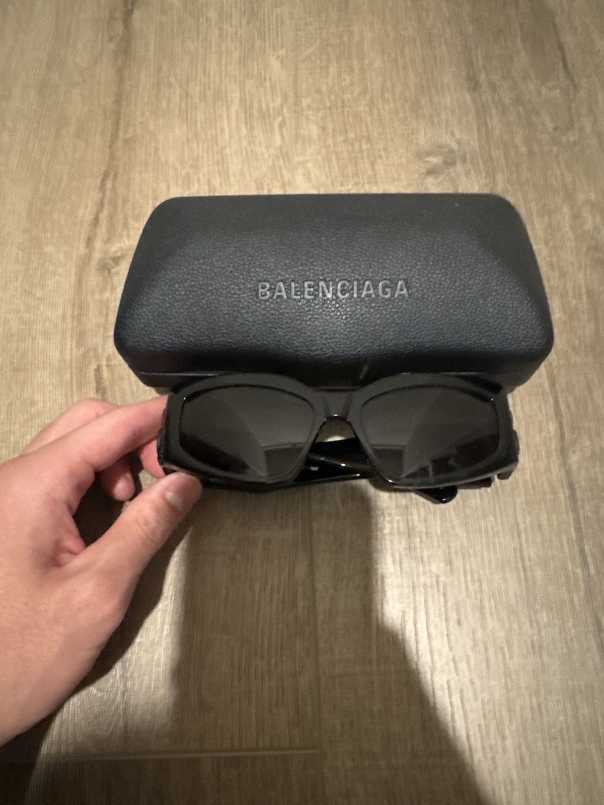 Balenciaga Balenciaga Black Rectangular Sunglasses w/ Case Size ONE SIZE - 2 Thumbnail