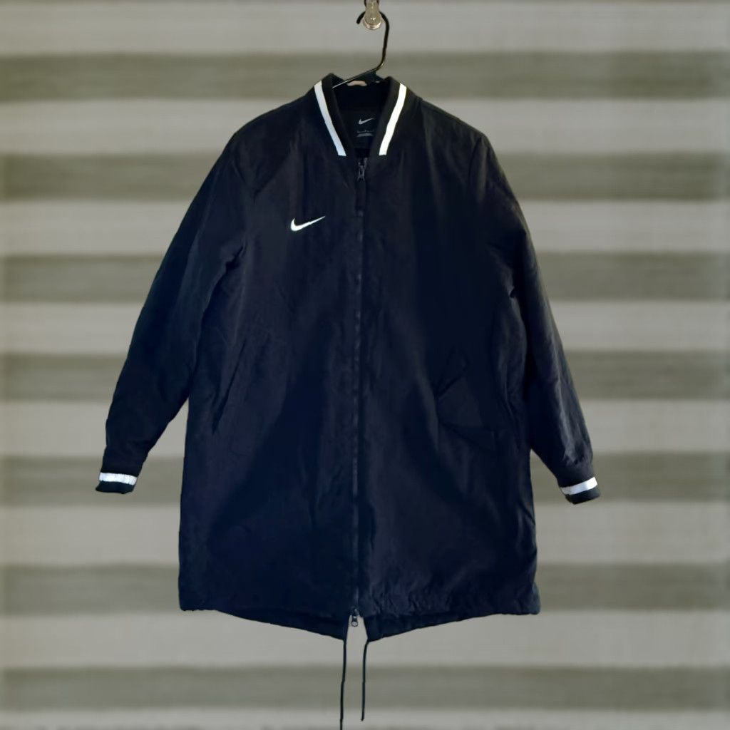 Nike Shelled Parka Puffer Jacket Black White Men L Jacket Parka Down Insulation Zip Logo Casual Winter Fall Vintage No