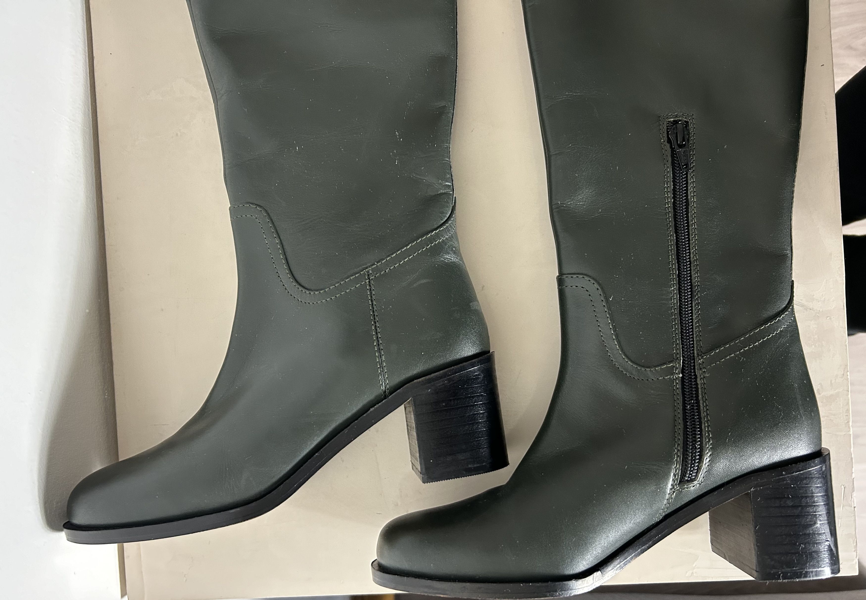 LK Bennett LK Bennett "Claude" Block Heel Leather Knee High Boots Size US 7 / IT 37 - 8 Thumbnail