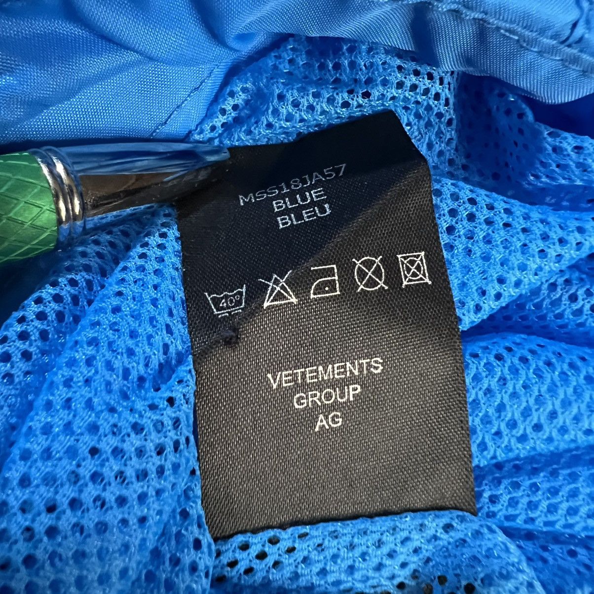 Vetements Vetements SS18 Pullover Windbreaker Anorak Blue Size US S / EU 44-46 / 1 - 21 Thumbnail
