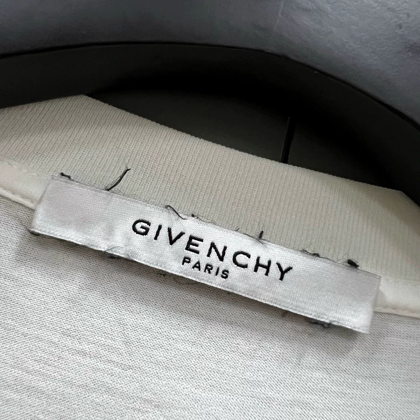 Givenchy Givenchy White Side Logo Print Short-Sleeve XXL Size US XXL / EU 58 / 5 - 2 Thumbnail