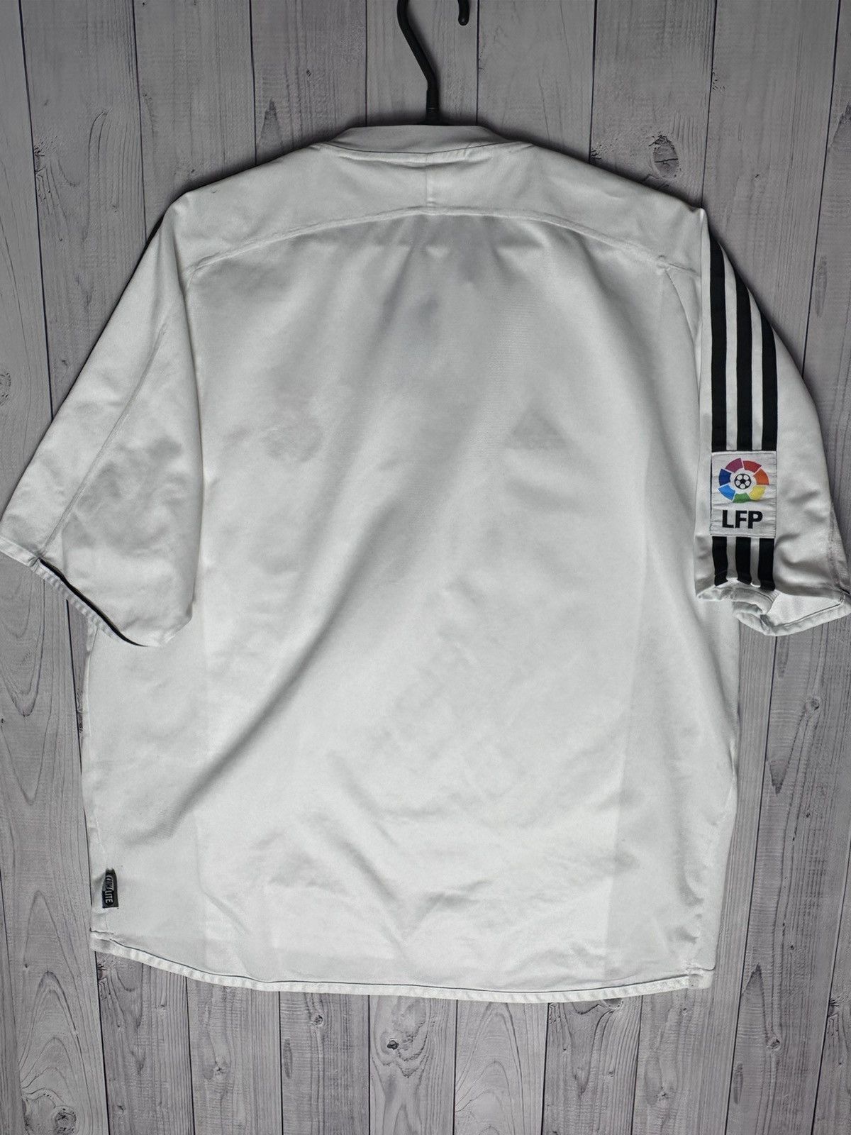 Adidas Vintage adidas soccer jersey Real Madrid size XL Size US XL / EU 56 / 4 - 7 Thumbnail