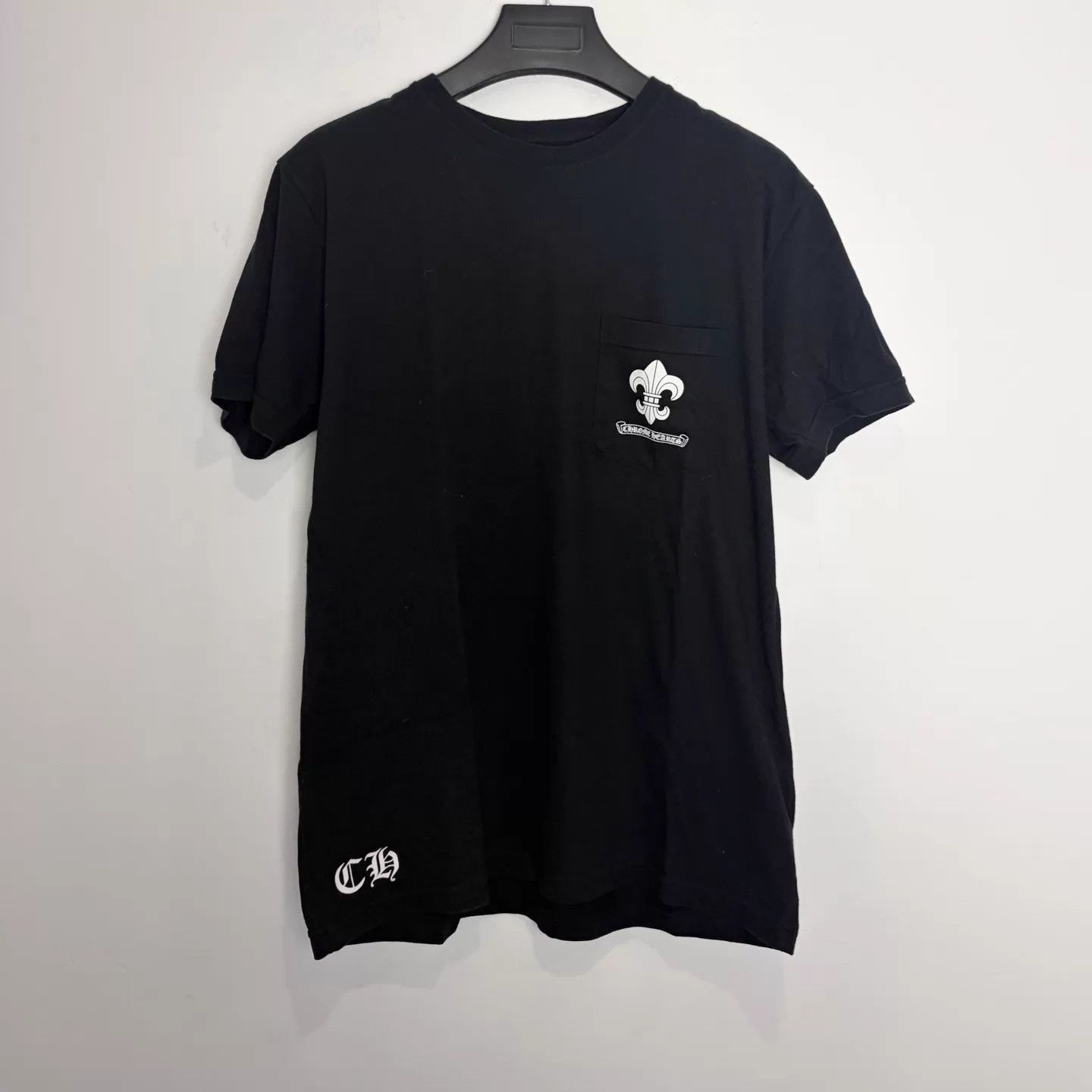 Chrome Hearts Chrome Hearts Black Scroll Trefoil Crew Neck SS L Size US L / EU 52-54 / 3 - 1 Thumbnail
