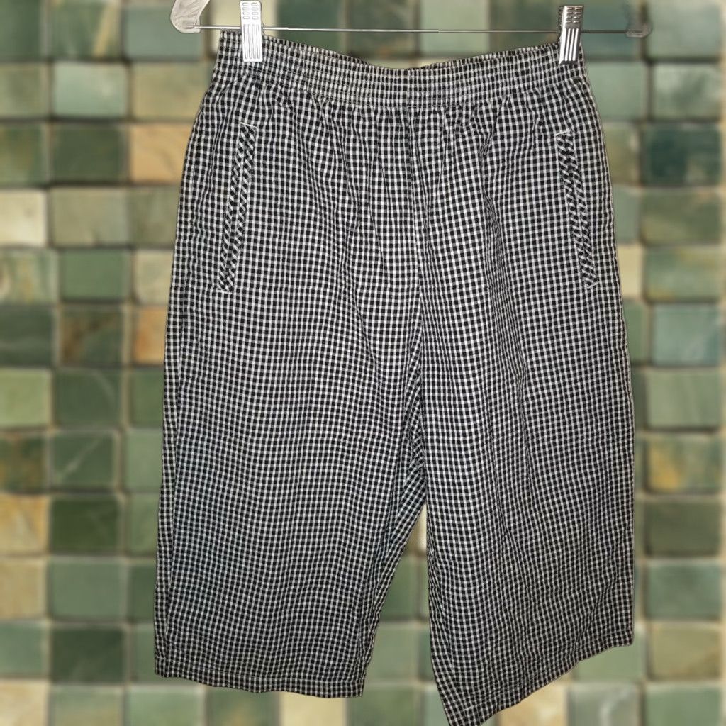 Vintage K Wear Petites Womens Black Checkered Capri Pants Size 10 Womens Size ONE SIZE - 1 Thumbnail