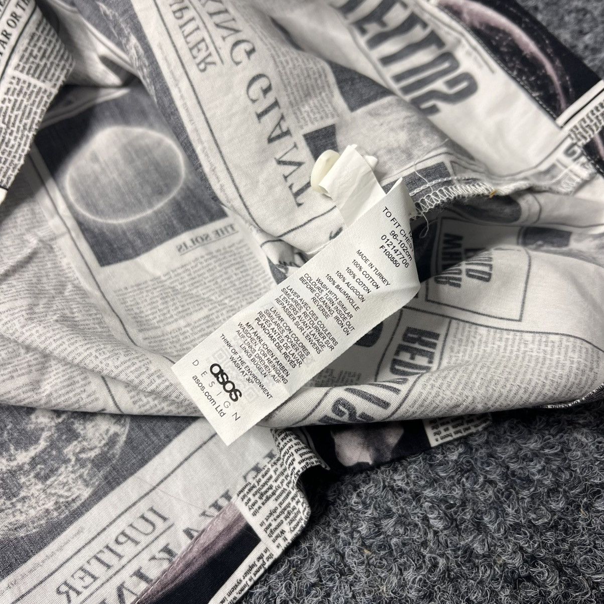 Designer ASOS DESIGN boxy oversized shirt in all over newspaper print Size US M / EU 48-50 / 2 - 7 Thumbnail