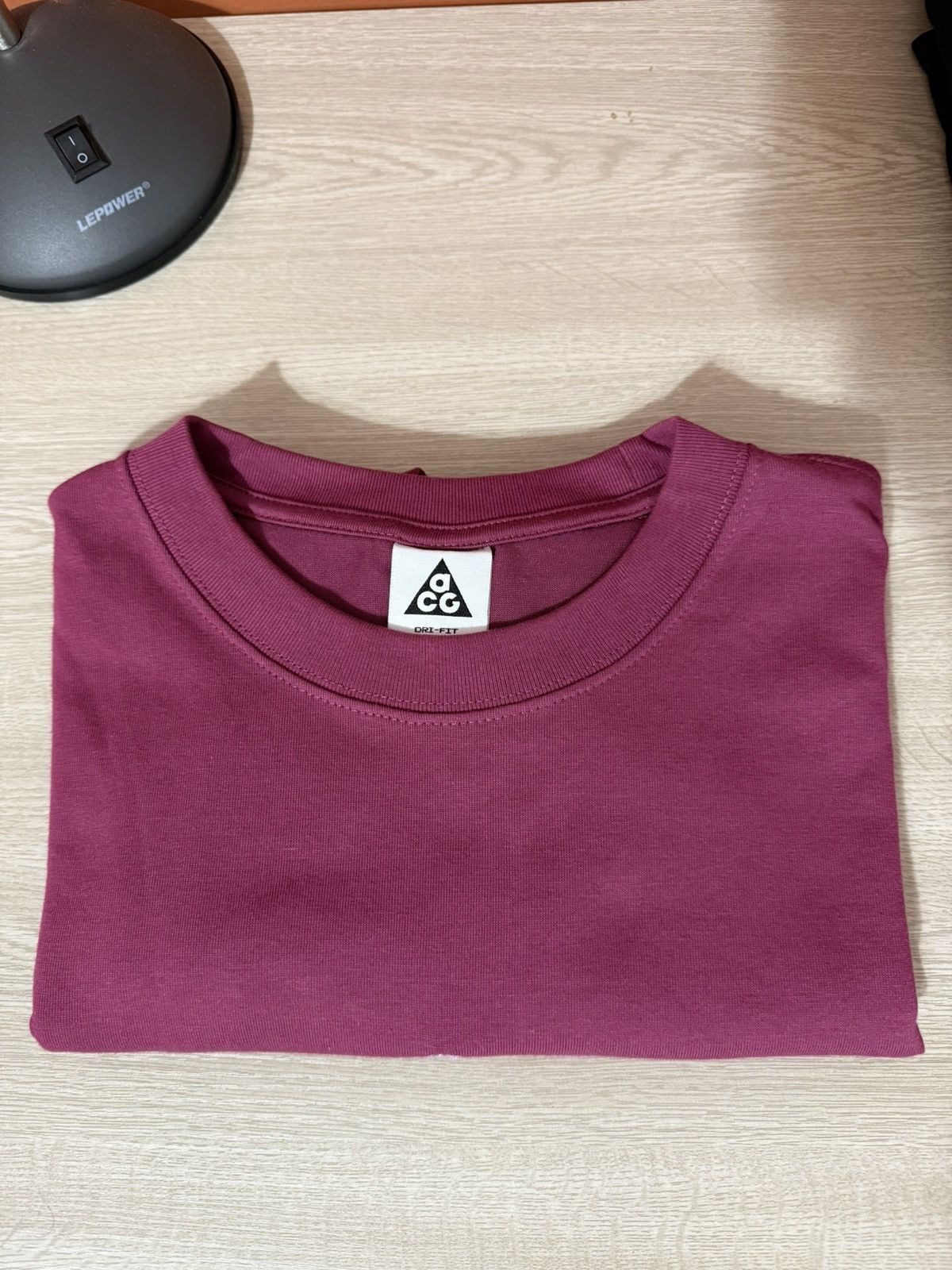 Nike ACG Nike ACG "Lungs" T-Shirt Fuchsia Size US M / EU 48-50 / 2 - 1 Thumbnail