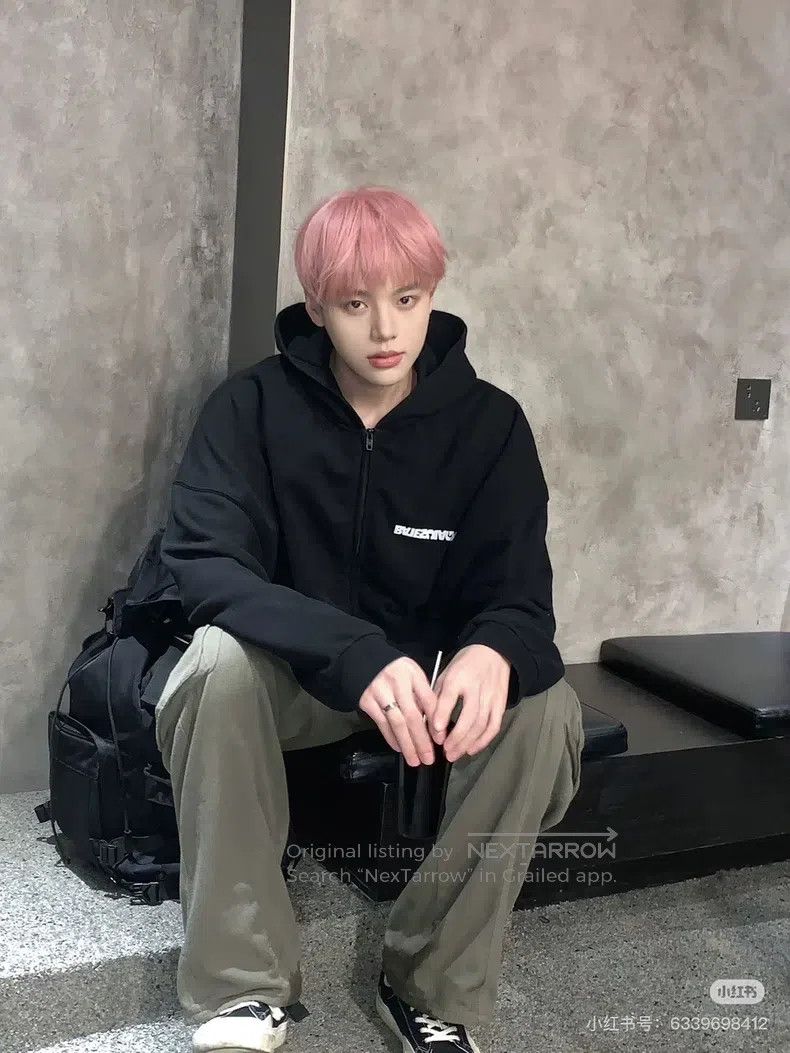 Balenciaga Balenciaga Reversed logo embroidery zip-up hoodie Size US M / EU 48-50 / 2 - 9 Thumbnail