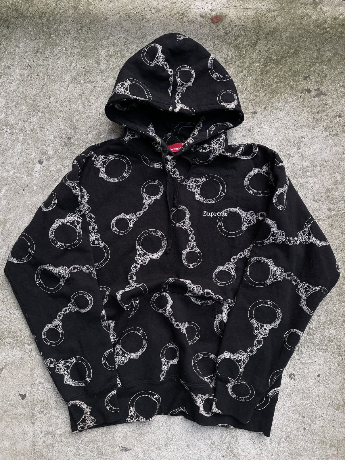 Supreme SUPREME FW17 HANDCUFFS HOODIE BLACK LARGE Grailed