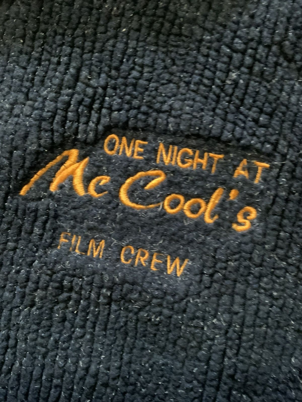 Vintage Vintage 2001 One Night At McCool’s Film Crew Fleece Jacket Size US XL / EU 56 / 4 - 1 Thumbnail