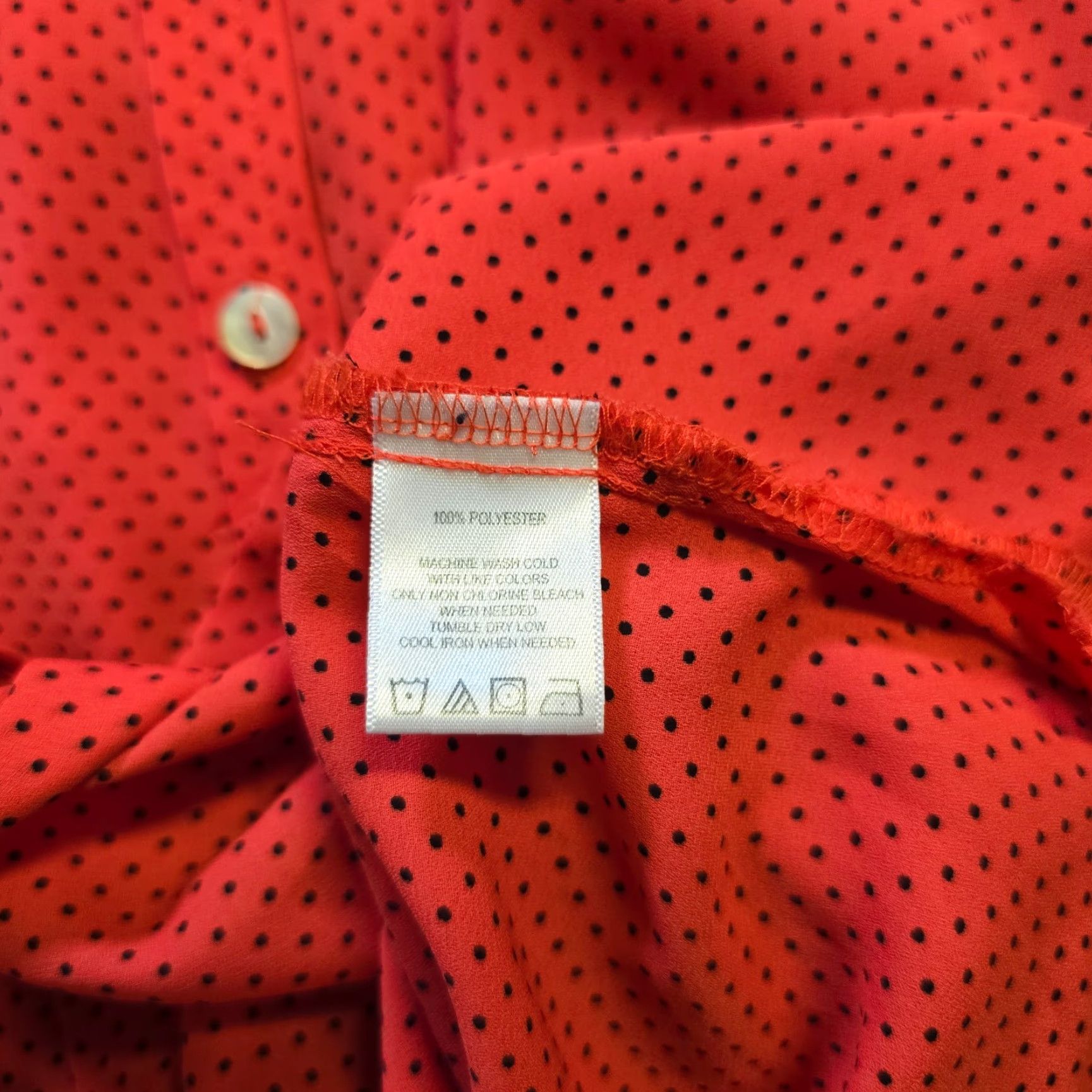 Vintage Foxcroft Blouse Women Size 16 Red Polka Dot Long Sleeve Sheer Non-Iron Button Front Career Casual Shirt Size XXL / US 16-18 / IT 52-54 - 7 Thumbnail