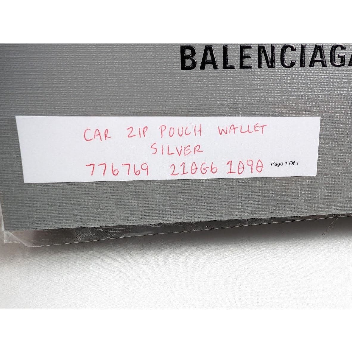 Balenciaga o1rshd1 Size: OS / Car Chevron Zip in Wallet in Silver Size ONE SIZE - 13 Thumbnail