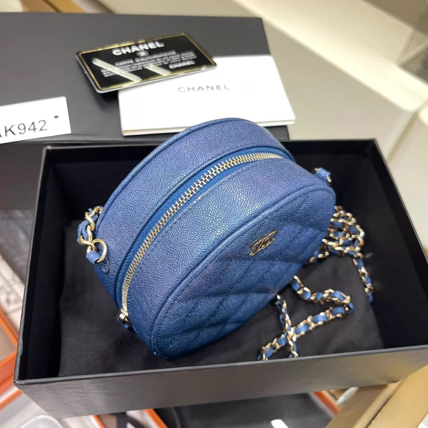 Chanel Chanel 19 Bag Blue Gold Caviar Chain 12x12x5cm Like New Size ONE SIZE - 2 Thumbnail