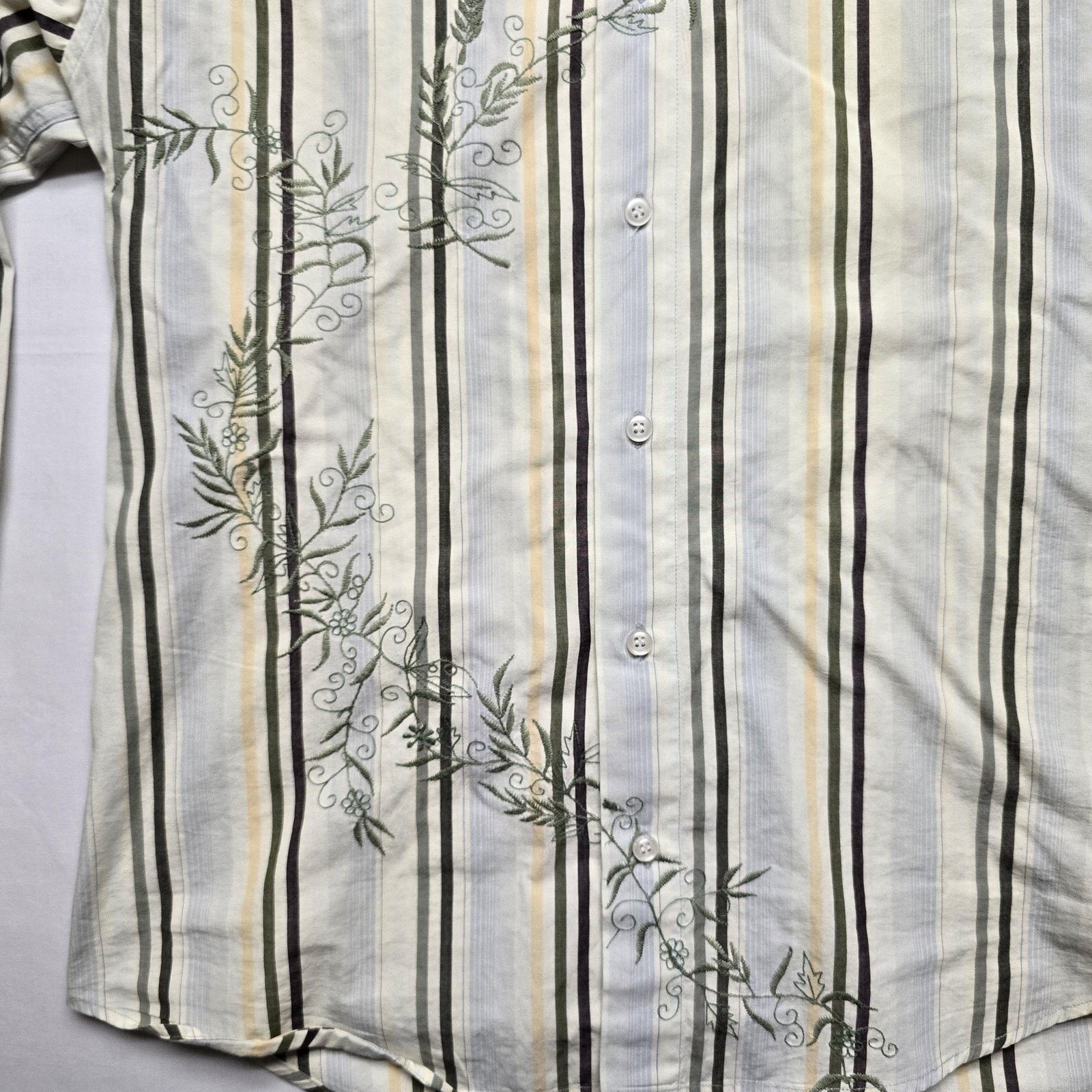 7Diamonds 7 Diamonds Shirt L Striped Embroidered Long Sleeve Button Up Size US L / EU 52-54 / 3 - 2 Thumbnail