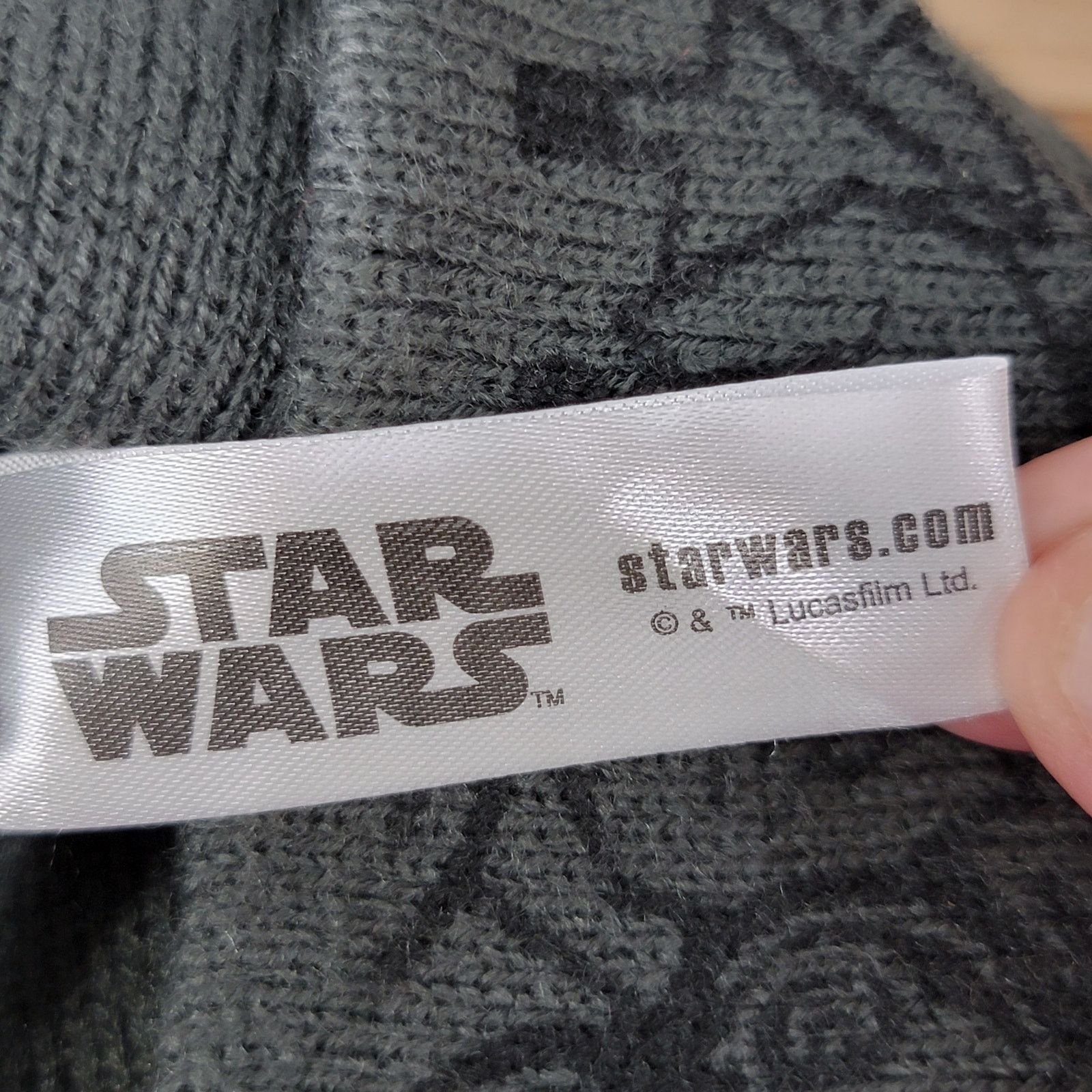 Star Wars Star Wars Knit Beanie w/ Embroidered Stormtrooper Size ONE SIZE - 7 Thumbnail