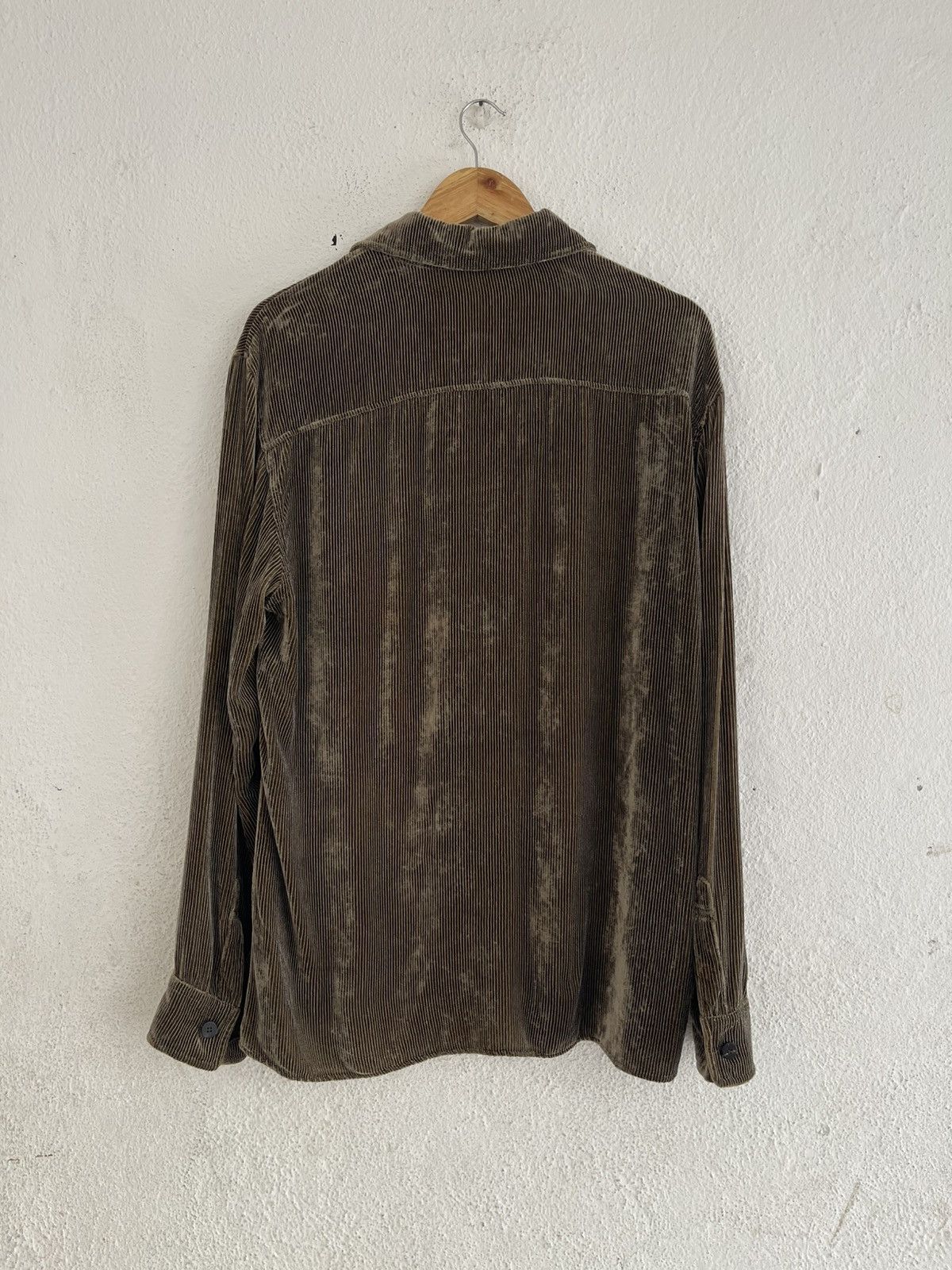 Giorgio Armani Giorgio Armani Corduroy Shimmer Button Shirt Size US L / EU 52-54 / 3 - 3 Thumbnail