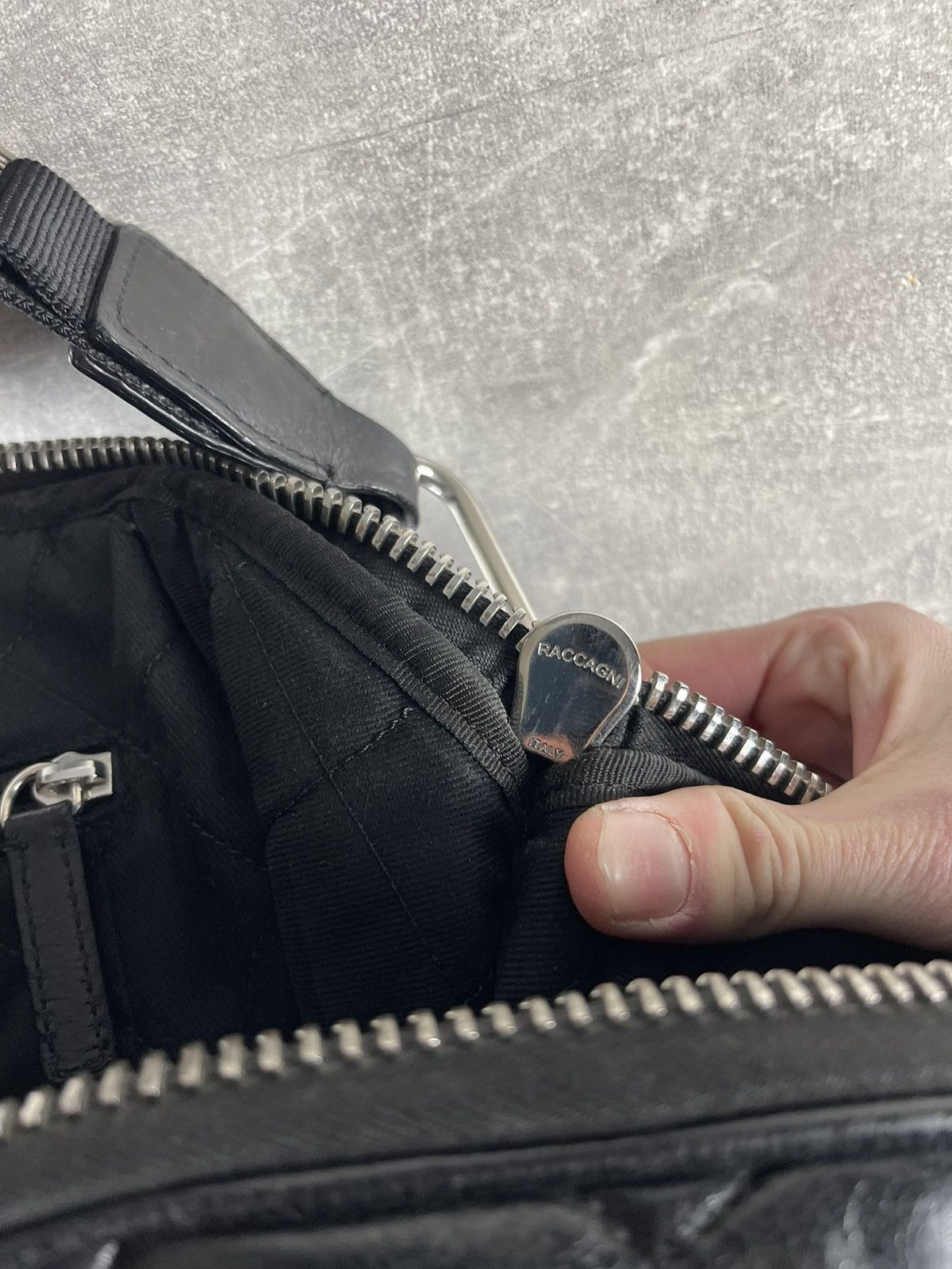 Moncler Moncler Cheryne Borsa Quilted Leather Tote CrossBody Bag Size ONE SIZE - 13 Thumbnail