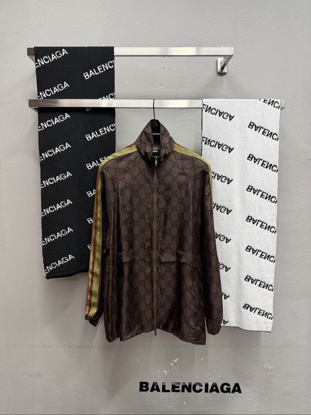 Gucci Gucci GG Monogram Jacket Size M Size M / US 6-8 / IT 42-44 - 1 Thumbnail