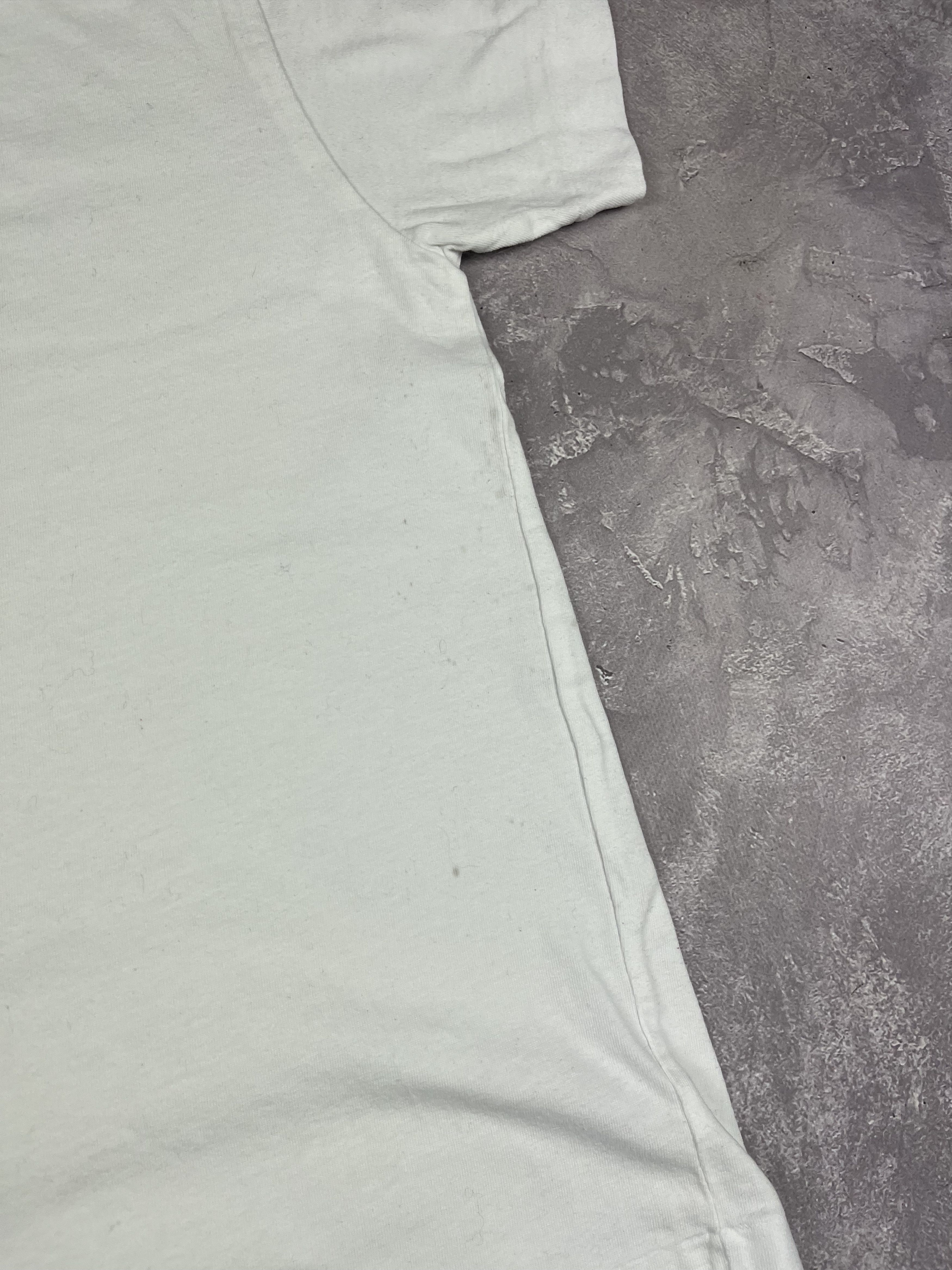 Comme des Garcons PLAY Comme Des Garcons Play T shirt White Top Short Sleeve Size L / US 10 / IT 46 - 8 Thumbnail