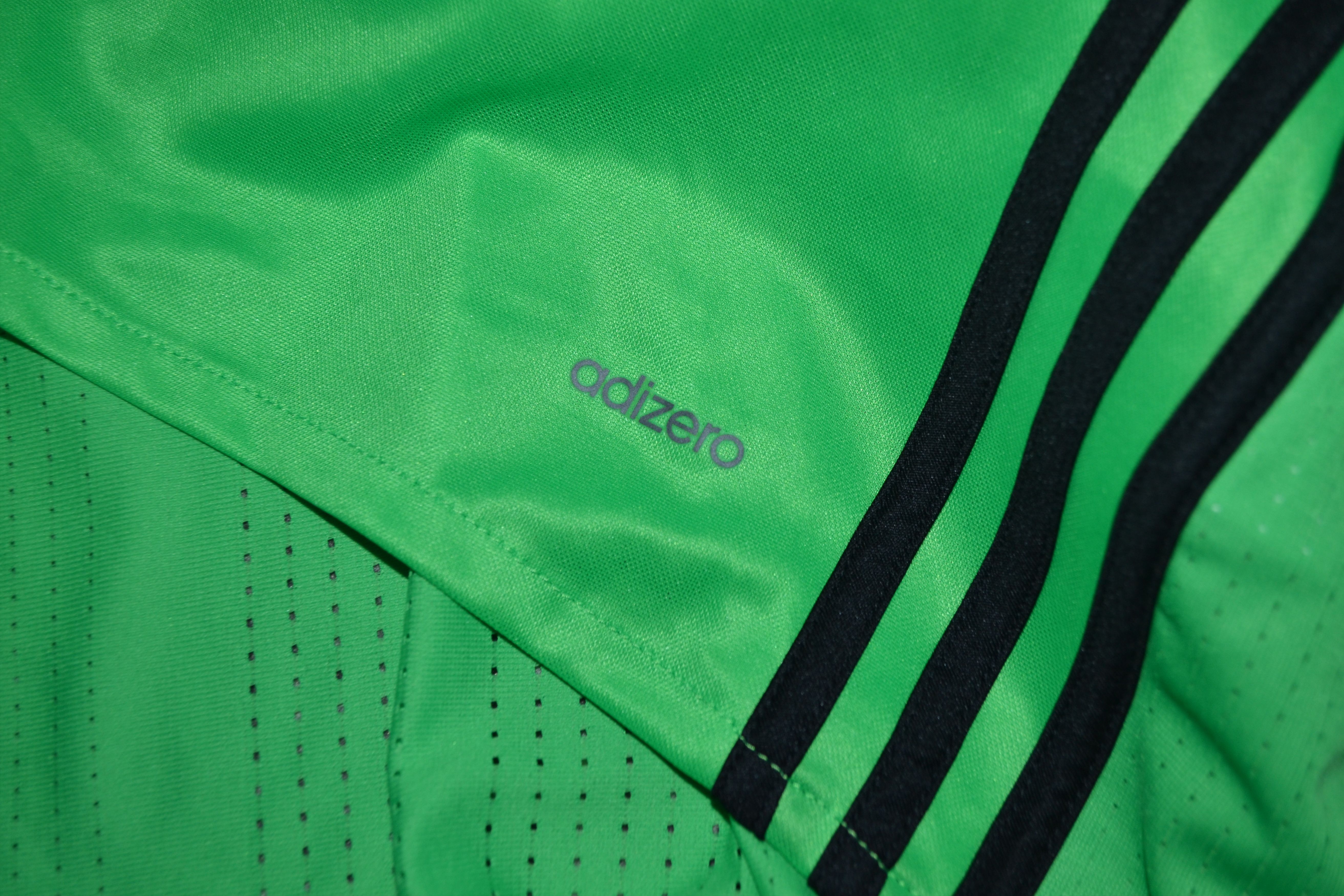 Adidas Dynamo Kyiv Goalkeeper Shirt 2016 Soccer Jersey Size US XL / EU 56 / 4 - 6 Thumbnail