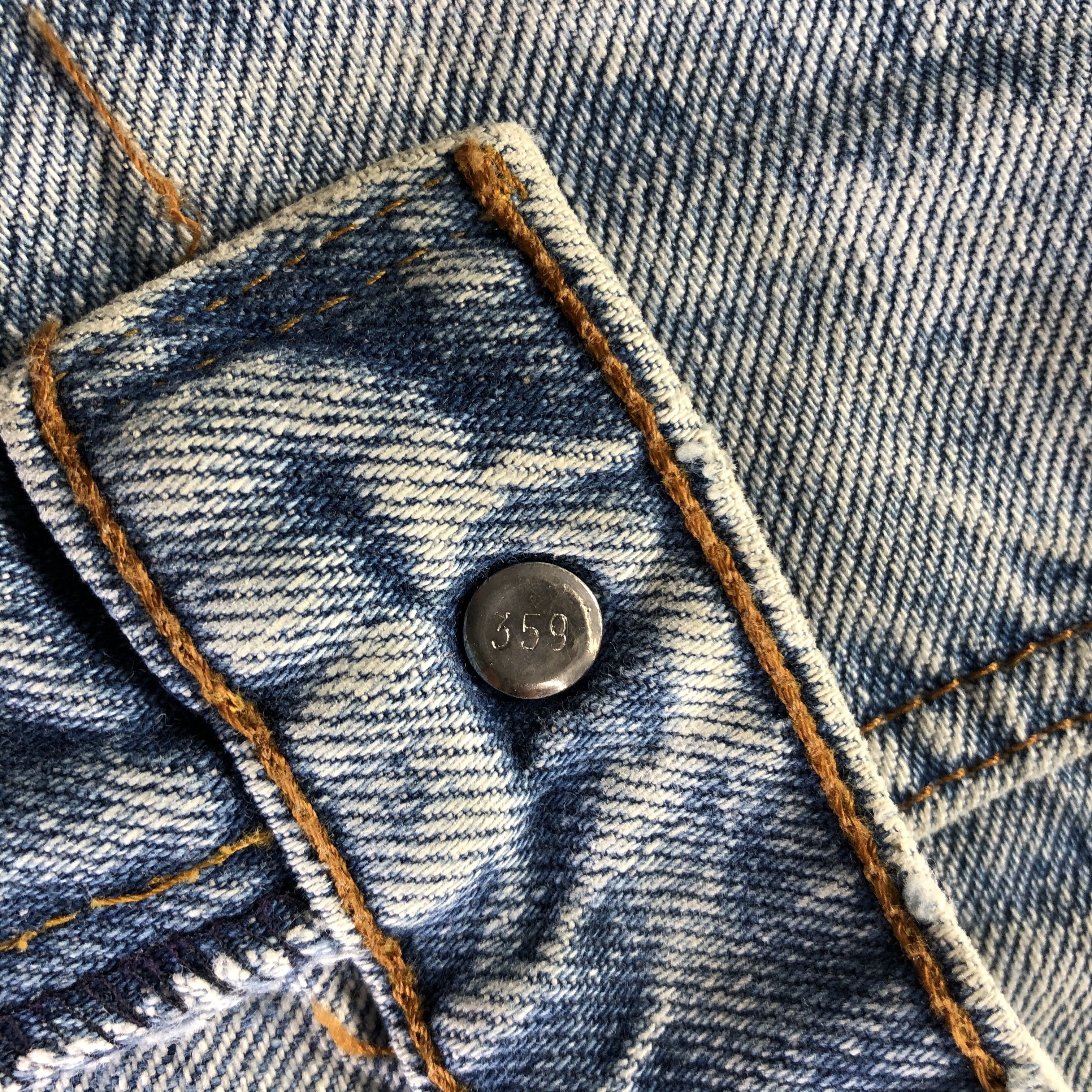 Levi's Vintage Levis 603 Jeans Distress Faded Blue Denim KJ2954 Size US 26 / EU 42 - 7 Thumbnail