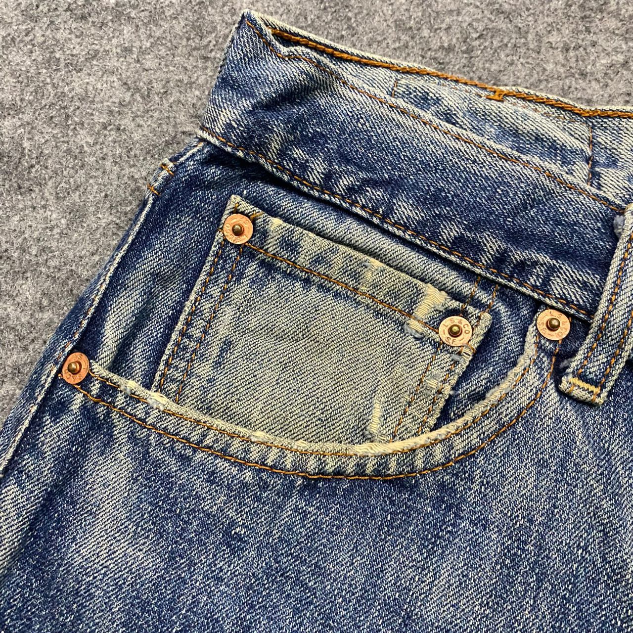 Levi's Vintage 90s Levis 503 Distressed Denim Kurt Cobain Style Size US 32 / EU 48 - 9 Thumbnail
