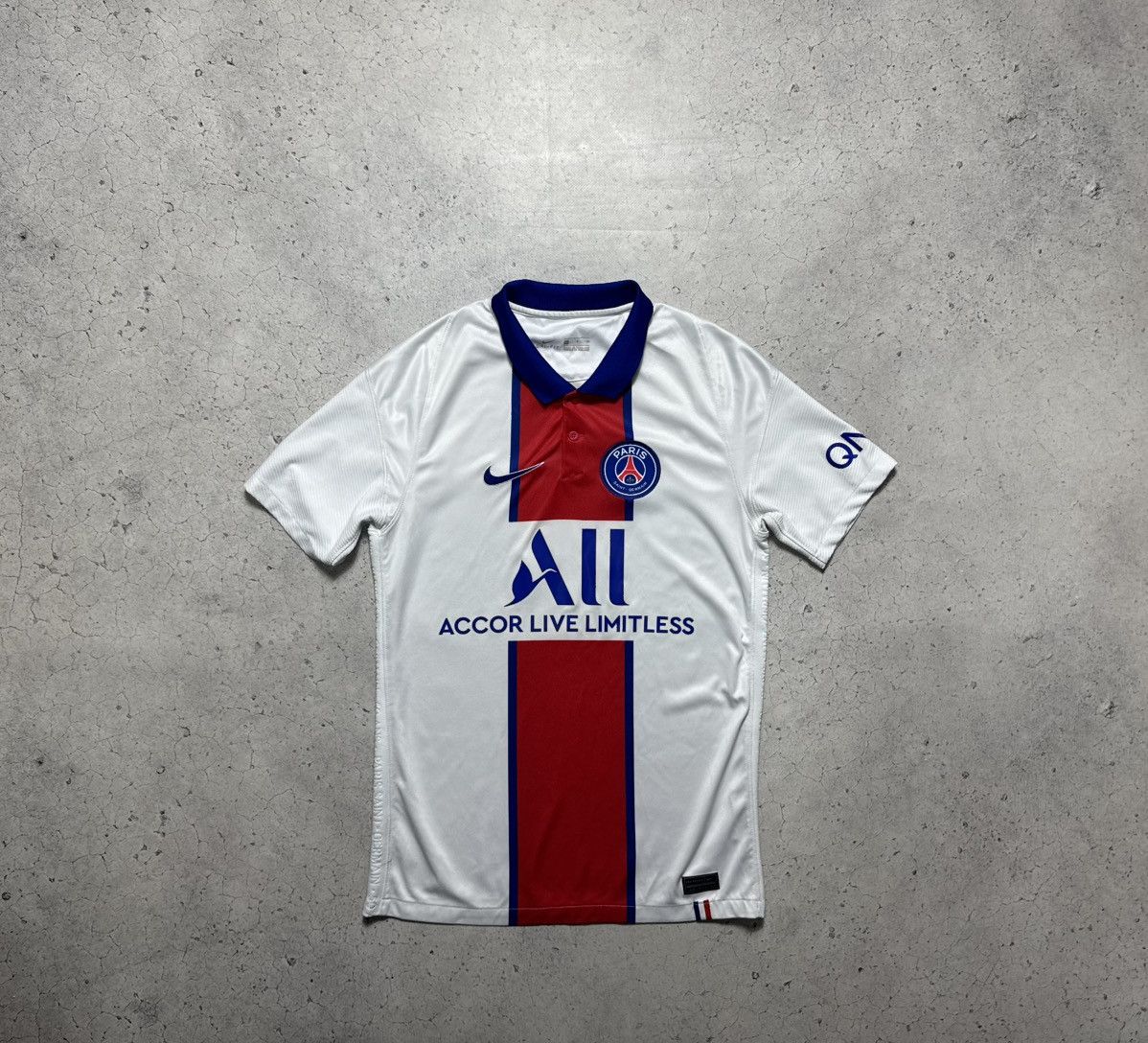 Nike Nike FC PSG Paris Saint Germain 2020/2021 Soccer Jersey Size US S / EU 44-46 / 1 - 1 Thumbnail