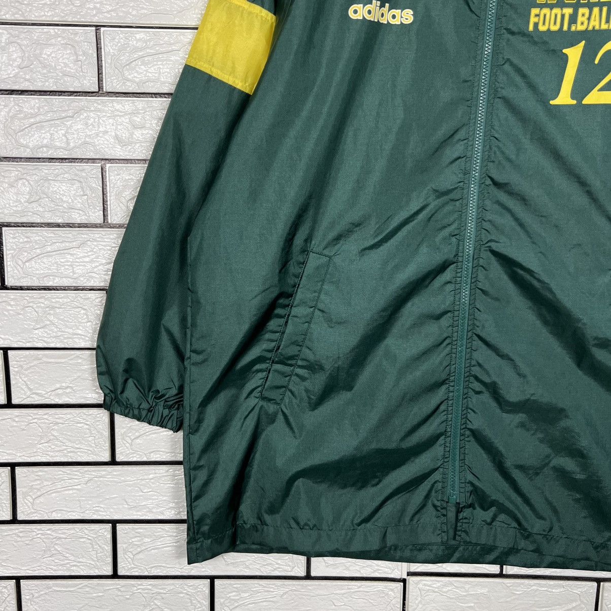 Adidas Vintage ADIDAS Trefoil Big Logo Nylon Jacket #4288-C195 Size US M / EU 48-50 / 2 - 10 Thumbnail
