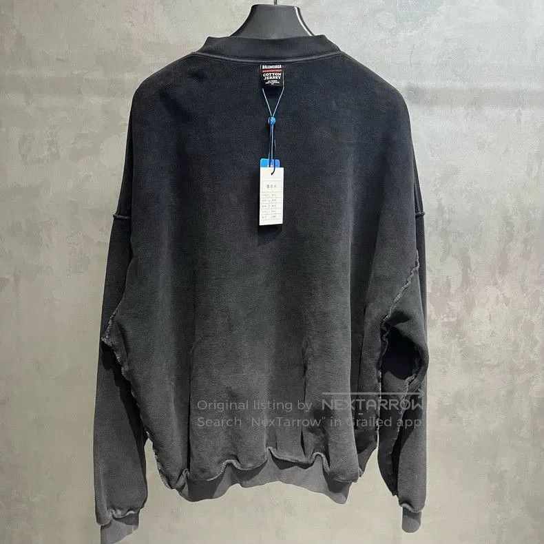 Balenciaga Balenciaga Black Printed Crewneck Sweatshirt. Size US XS / EU 42 / 0 - 2 Thumbnail