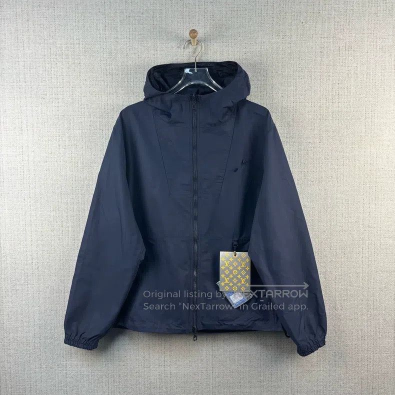 Louis Vuitton Louis Vuitton FW22 Logo Print Reversible Windproof Hooded Size US XL / EU 56 / 4 - 1 Thumbnail