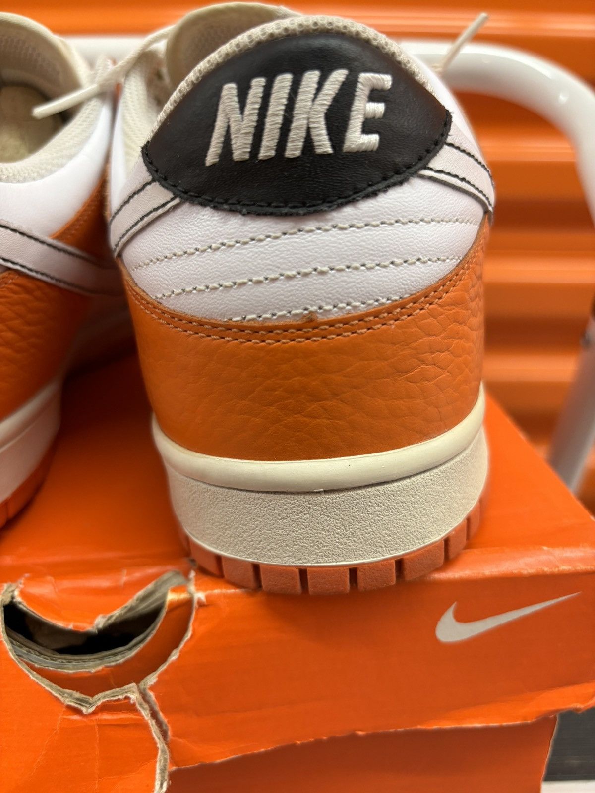 Nike × Vintage ***FINAL DROP*** RARE 2008 NIKE DUNK LOW LEATHER 11.5 Size US 11.5 / EU 44-45 - 9 Thumbnail