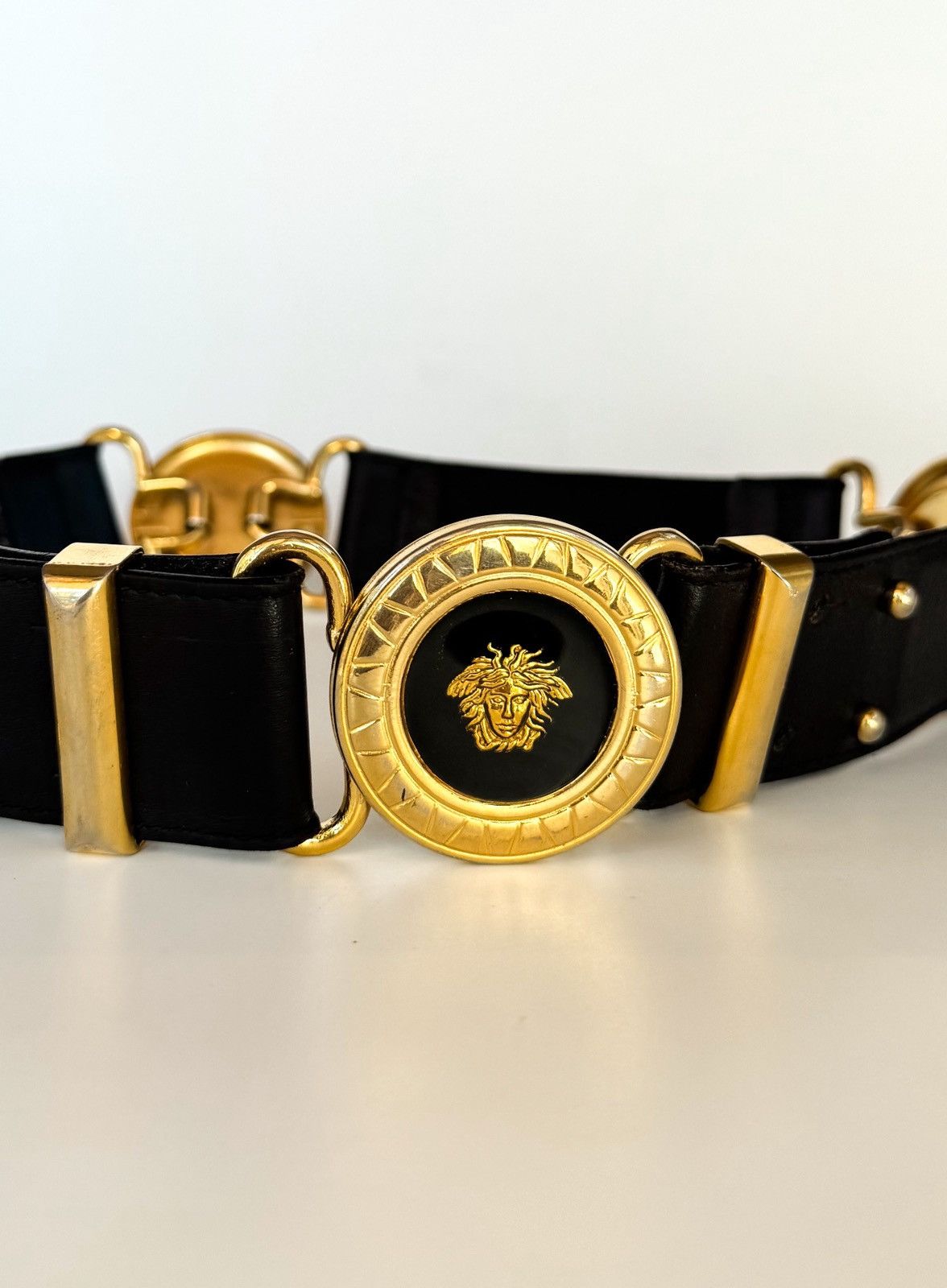 Versace Gianni Versace black leather belt Medusa head 4 buckles Size ONE SIZE - 10 Thumbnail