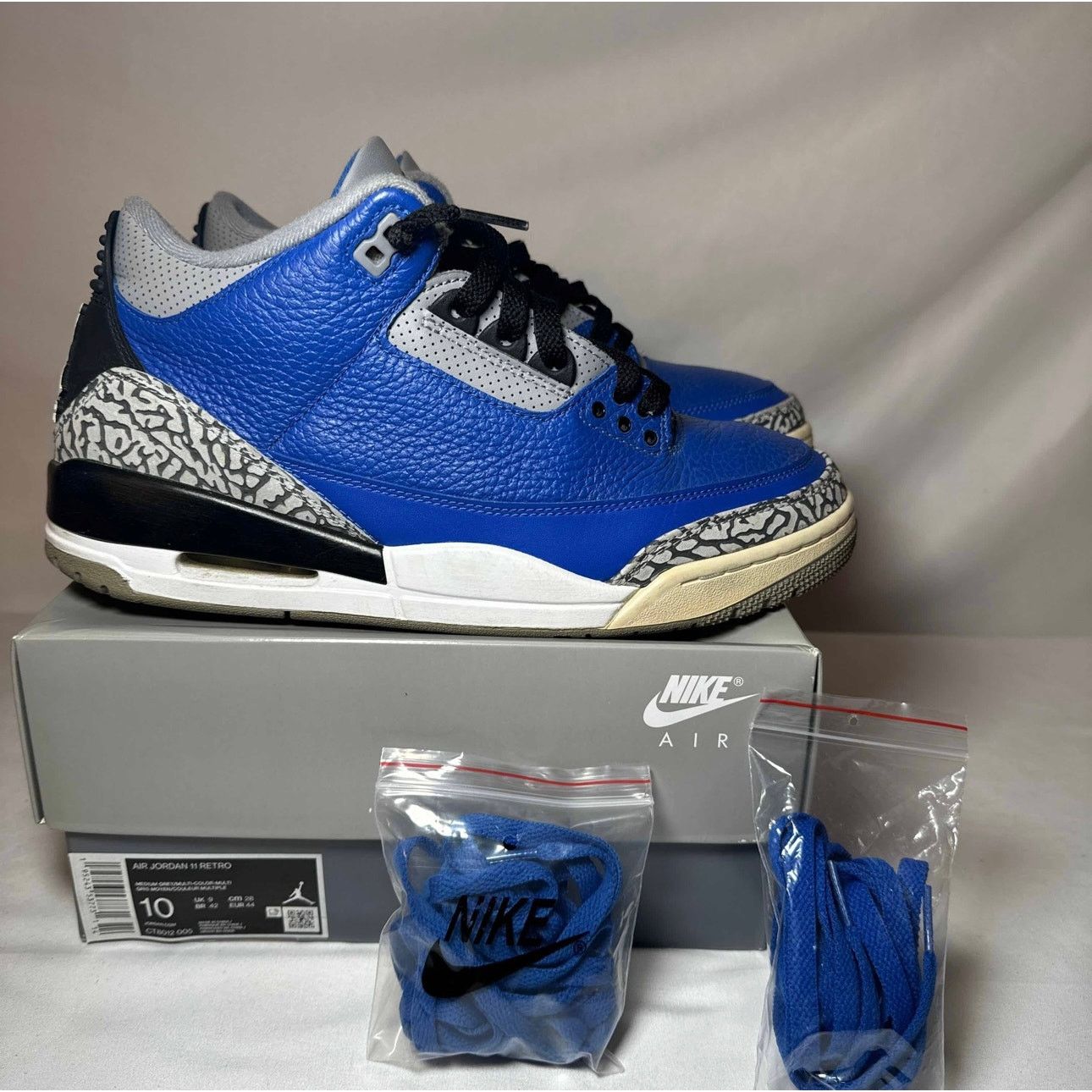 Jordan Brand × Nike Size 10 - Nike Air Jordan 3 Retro Varsity Royal Men's Shoes Size US 10 / EU 43 - 1 Thumbnail