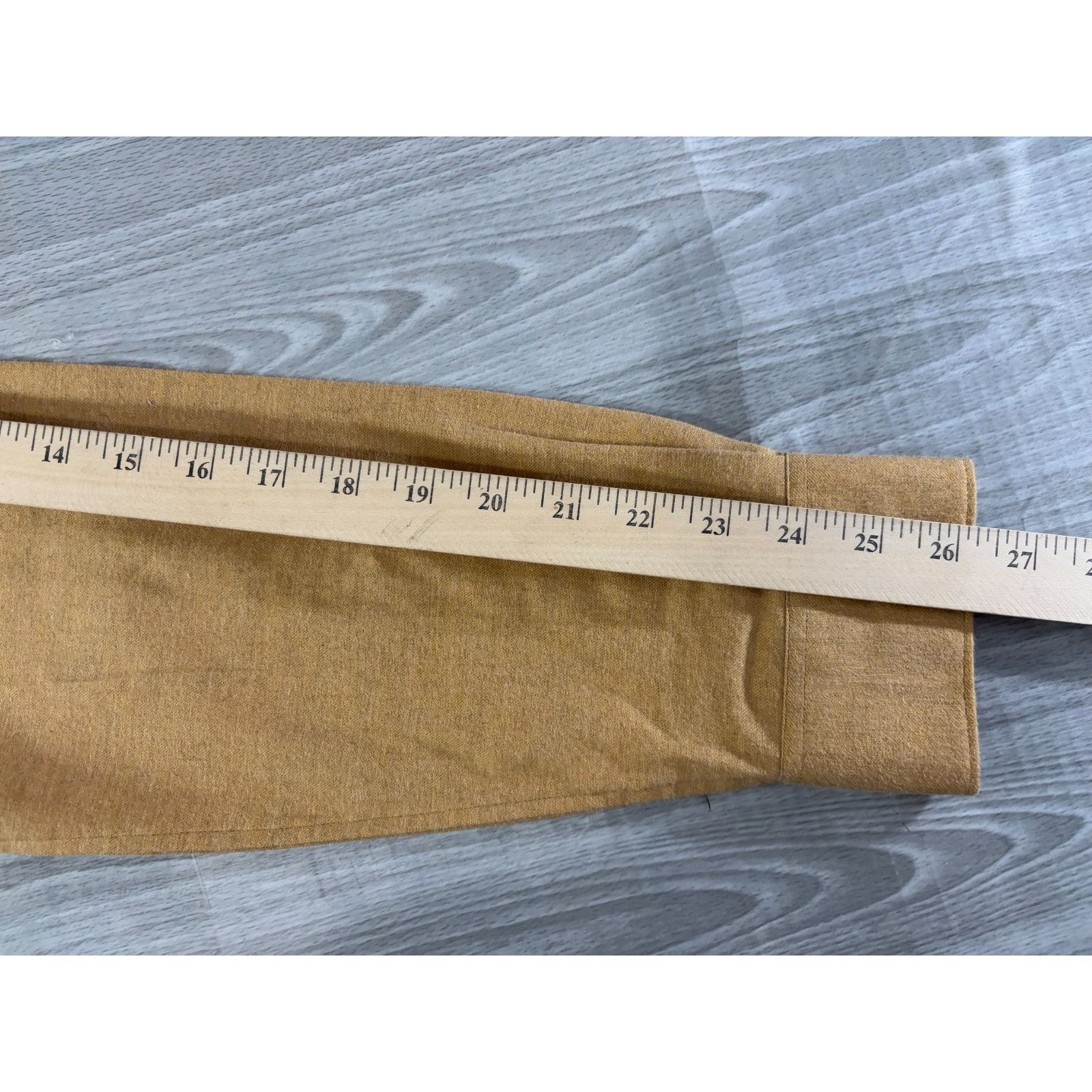 Todd Snyder Todd Snyder Flannel Shirt size L color camel NWT made in Por Size US L / EU 52-54 / 3 - 8 Thumbnail