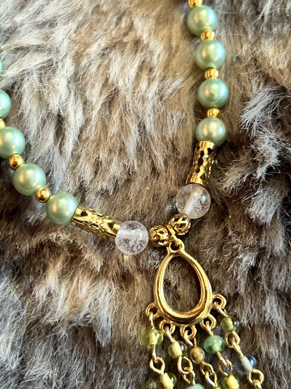 Handmade Handcrafted repurpose elegant mint green pearl necklace Size ONE SIZE - 10 Thumbnail