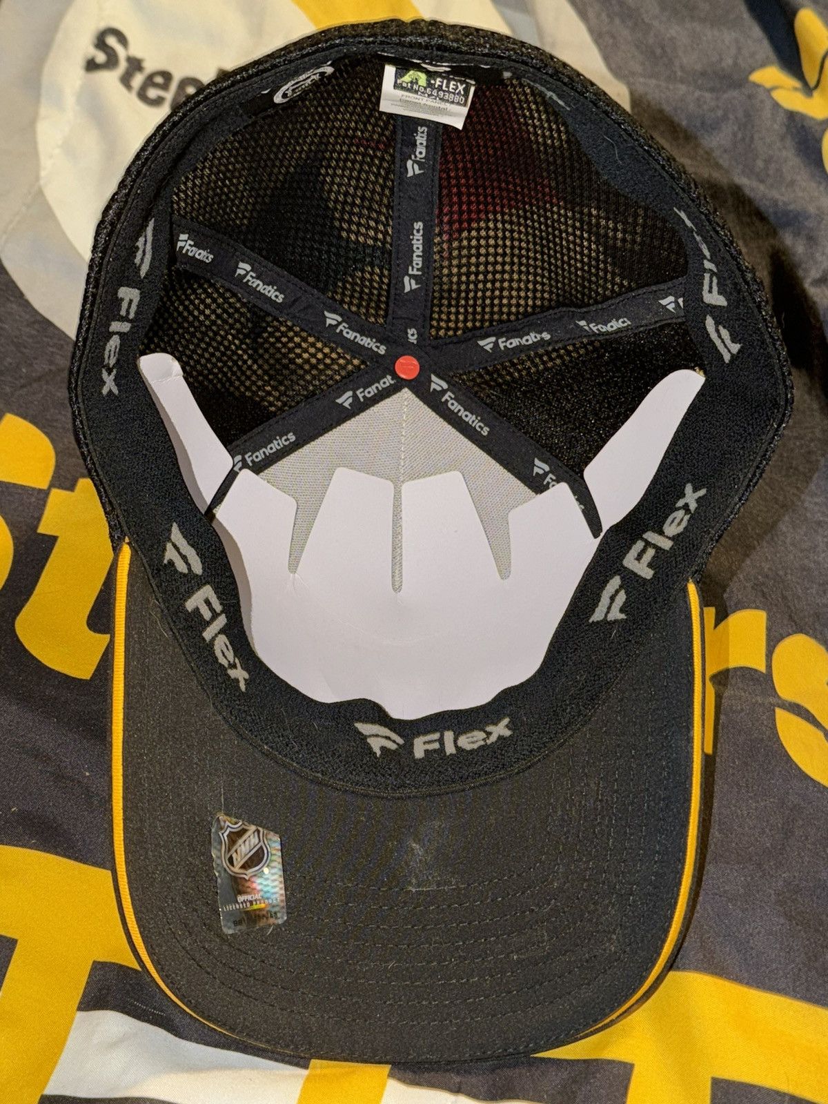 NHL Fanatics NHL Hockey Pittsburgh Penguins Fitted Hat Men M/L Size ONE SIZE - 5 Thumbnail