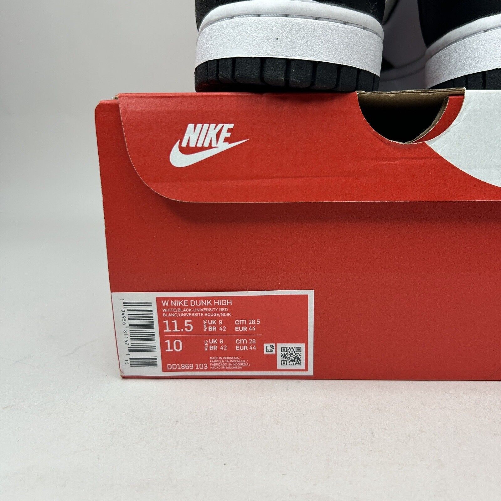 Nike Nike Dunk High WMNS “Panda/Black White” 2023 Size US 11.5 / IT 41.5 - 5 Thumbnail