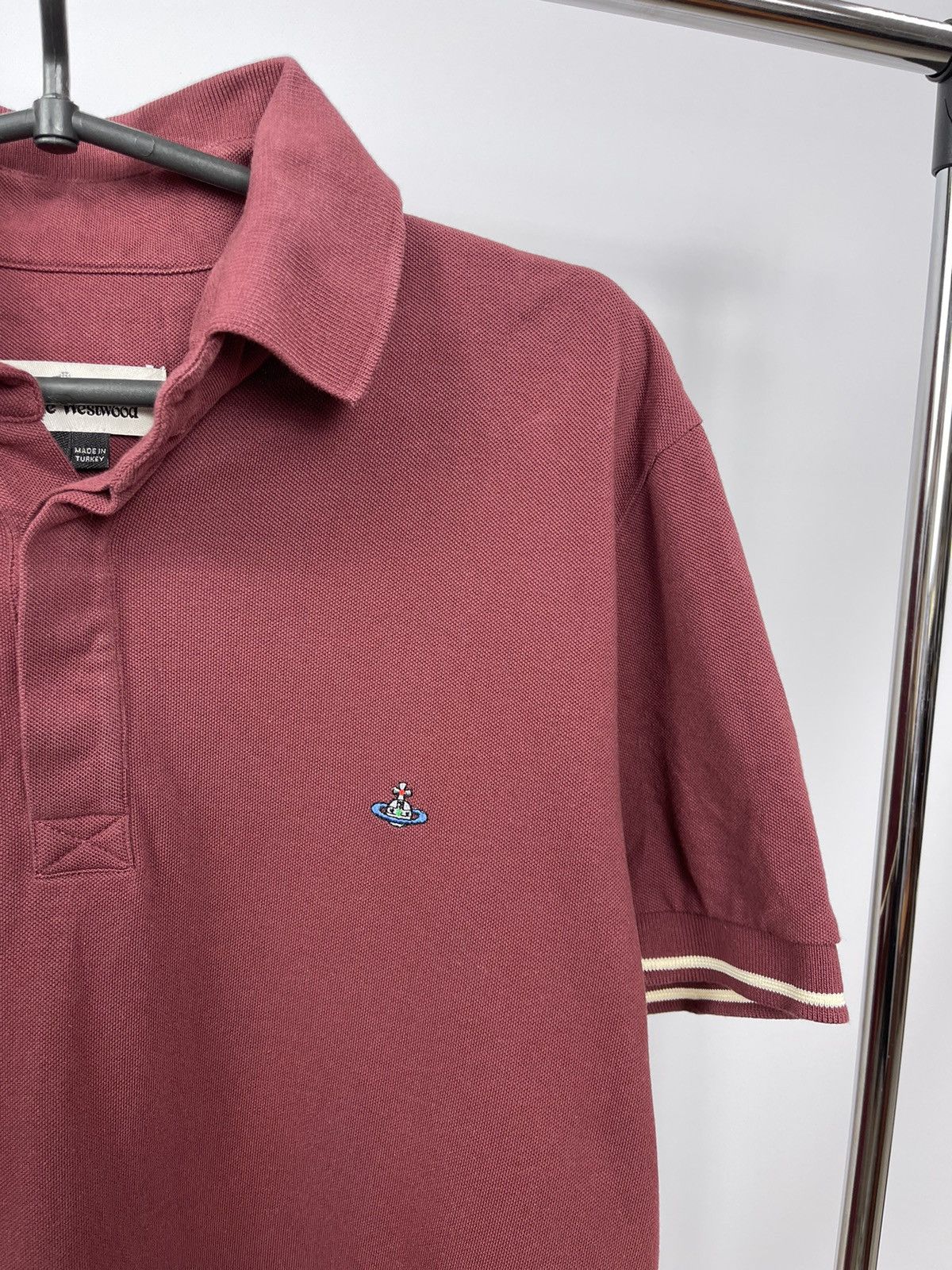 Vivienne Westwood Vivienne Westwood Mens Big Logo Polo Shirt Size L Burgundy Size US L / EU 52-54 / 3 - 2 Thumbnail