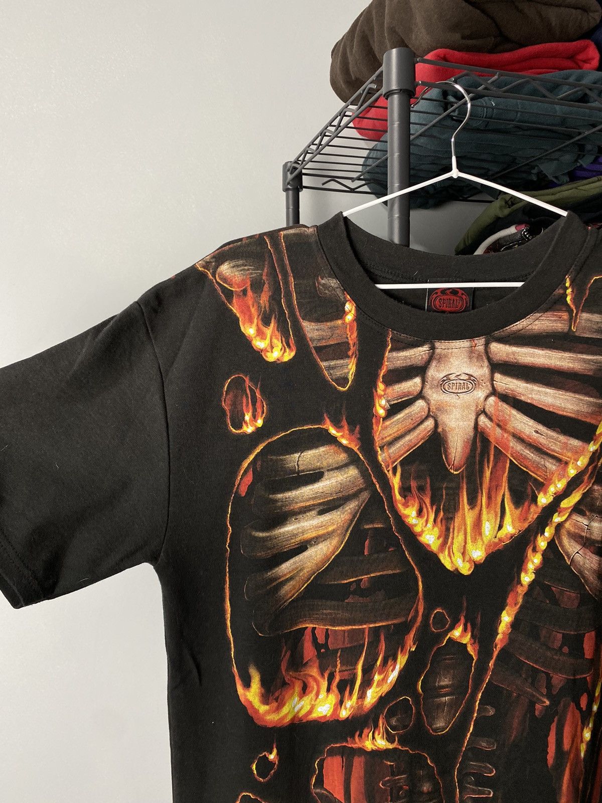 Band Tees Rare! 90’s Vintage Skeleton Outdoor Sun faded T Shirt Size US M / EU 48-50 / 2 - 3 Thumbnail