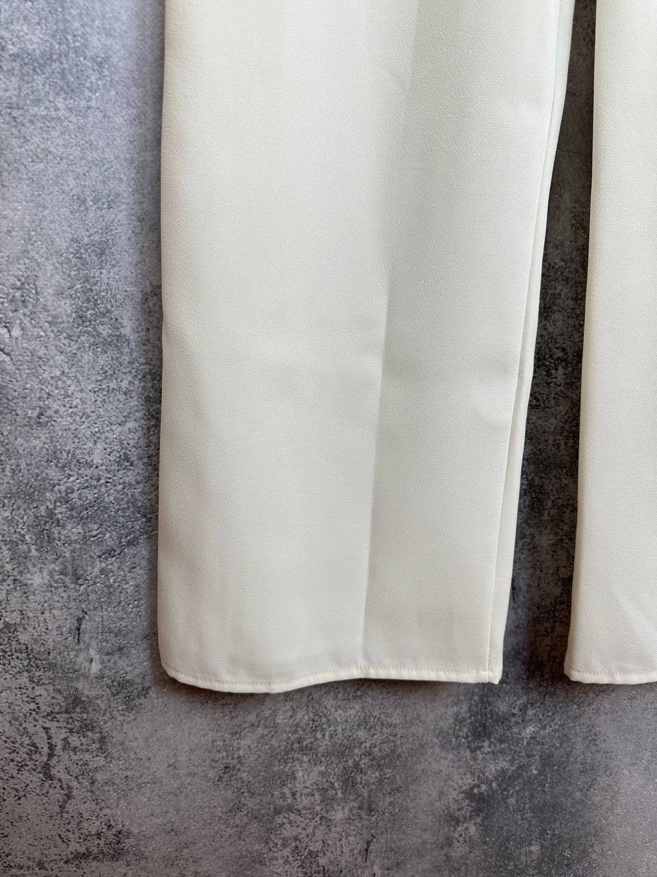 Other Day Meets Night Ivory Lace Vest & Wide Leg Pants Set Elegant Size 28" / US 6 / IT 42 - 16 Thumbnail